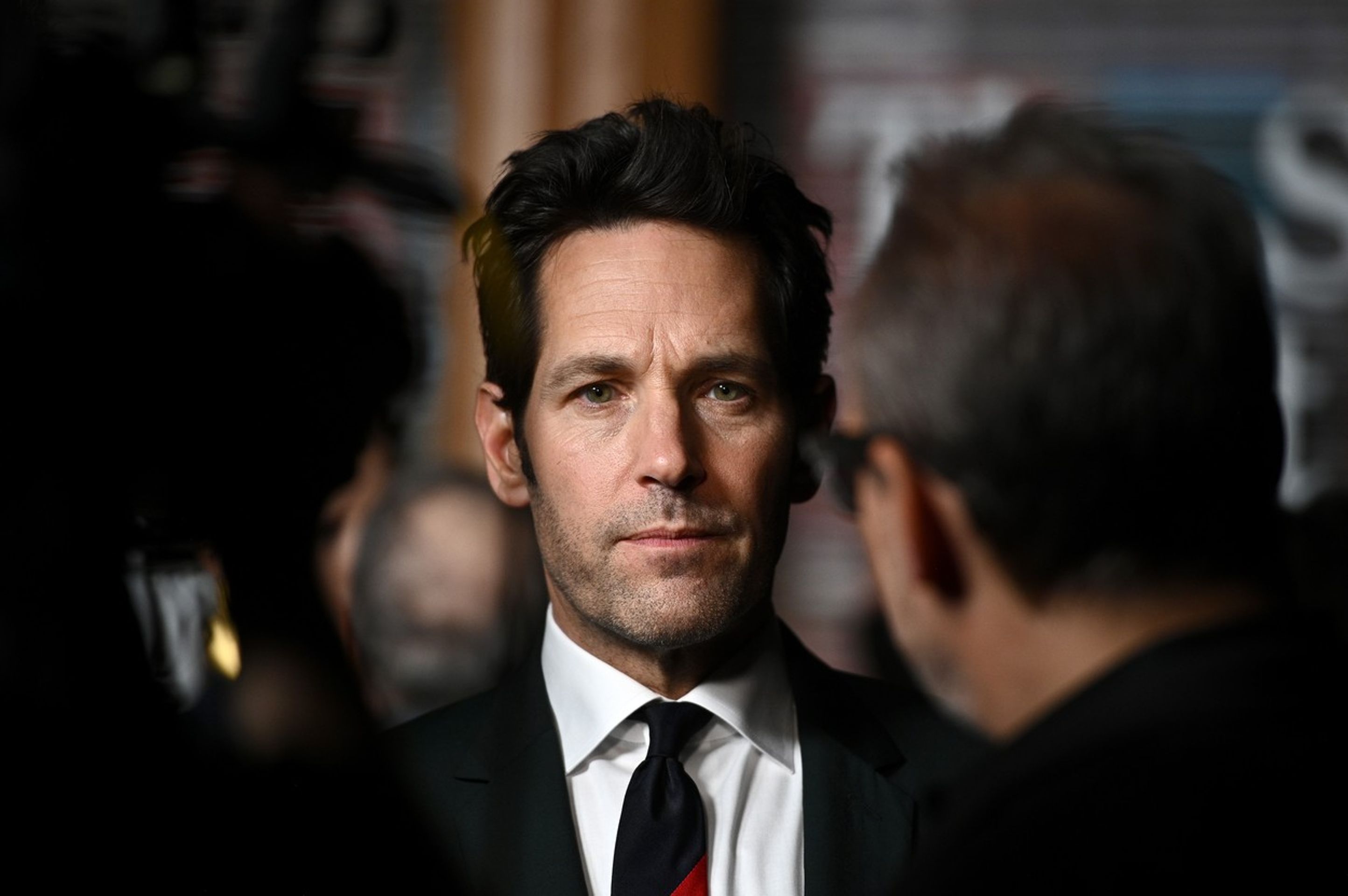Paul Rudd (4) - Paul Rudd (2/5)
