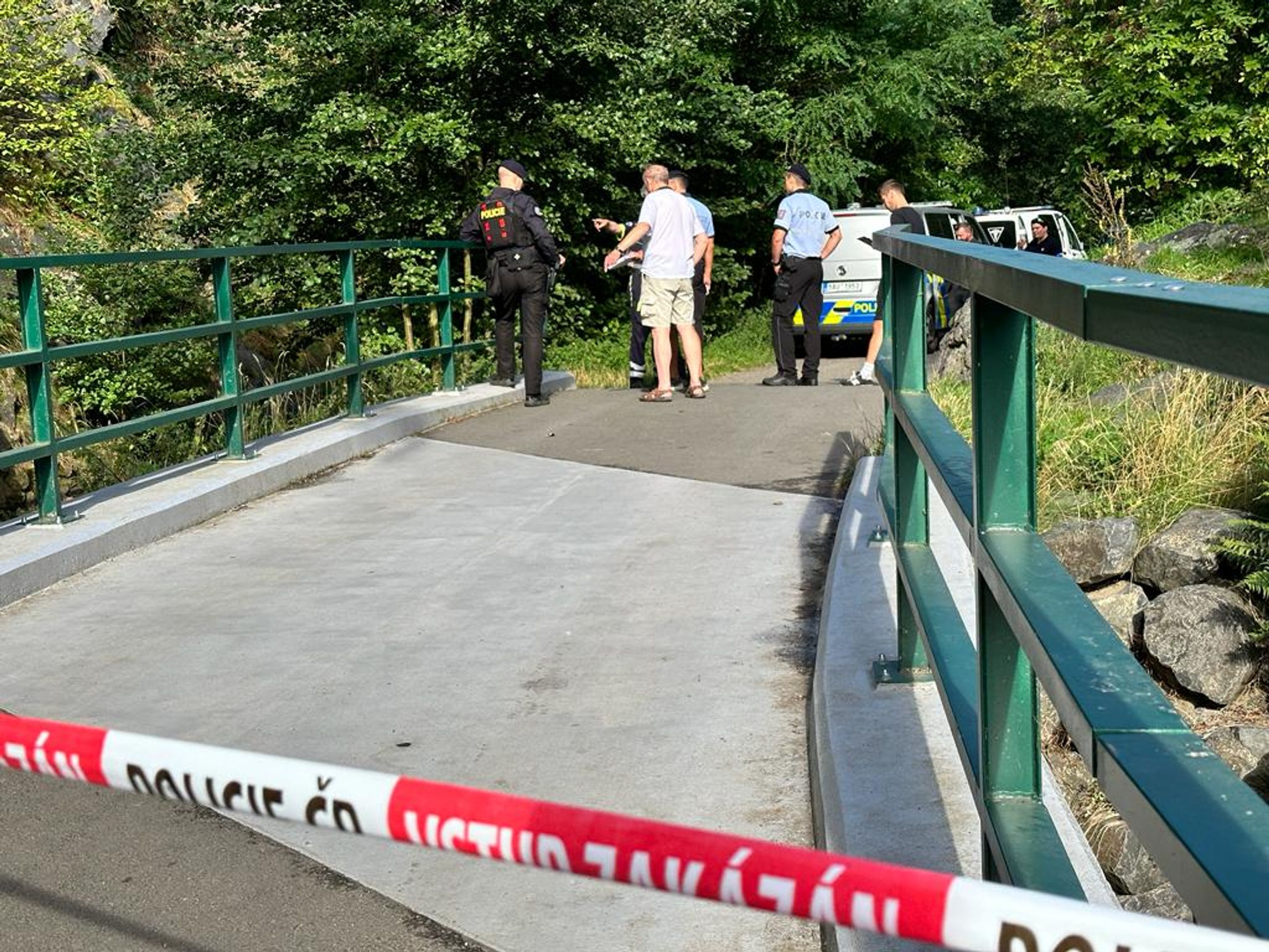 Pád ze skály v Divoké Šárce, 25. 8. 2023 (1) - Pád ze skály v Divoké Šárce (6/6)
