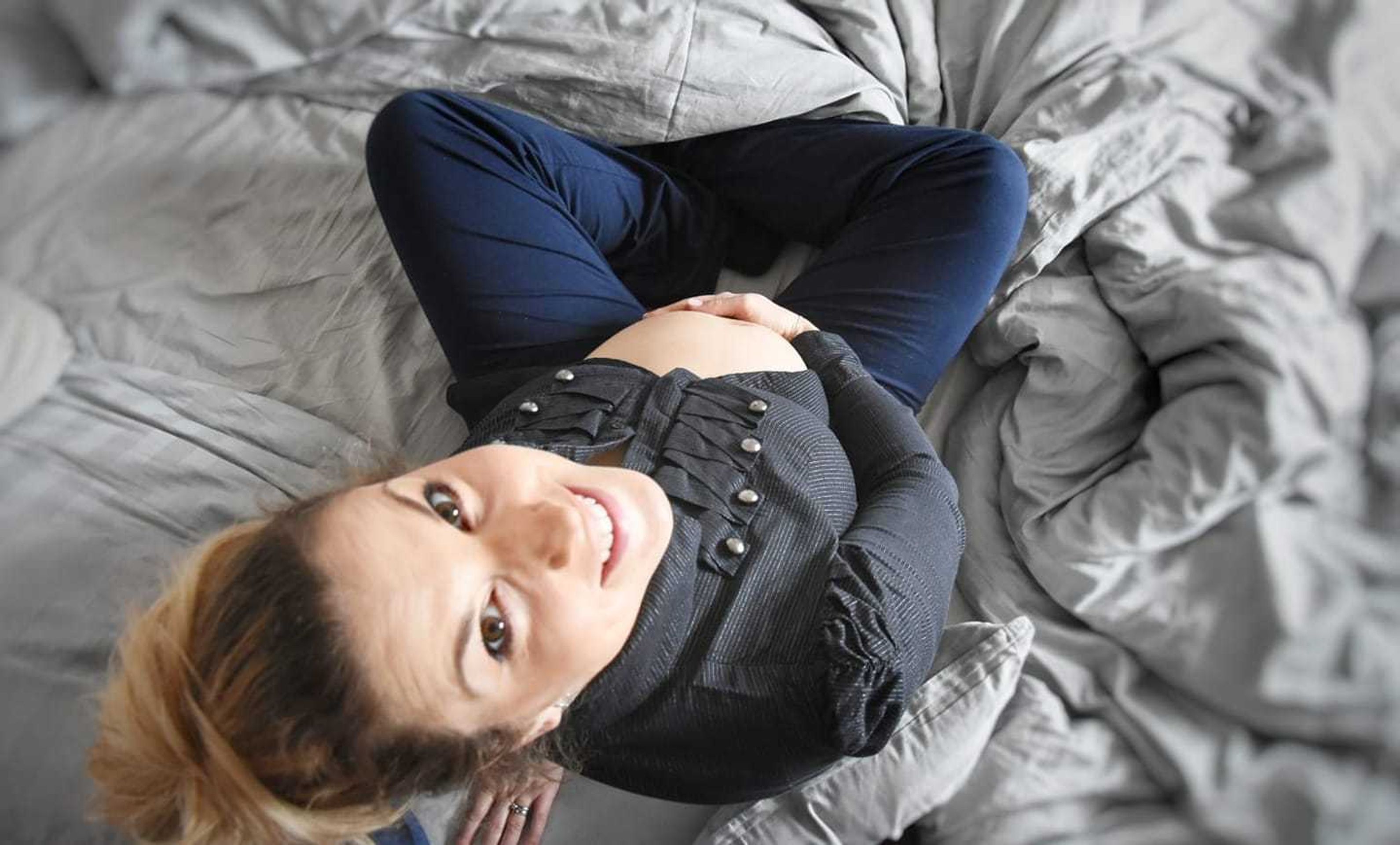 Marcela Škábová Tomčíková oznámila, že čeká druhé dítě - 7 - GALERIE: Marcela Škábová Tomčíková s rodinou (6/7)