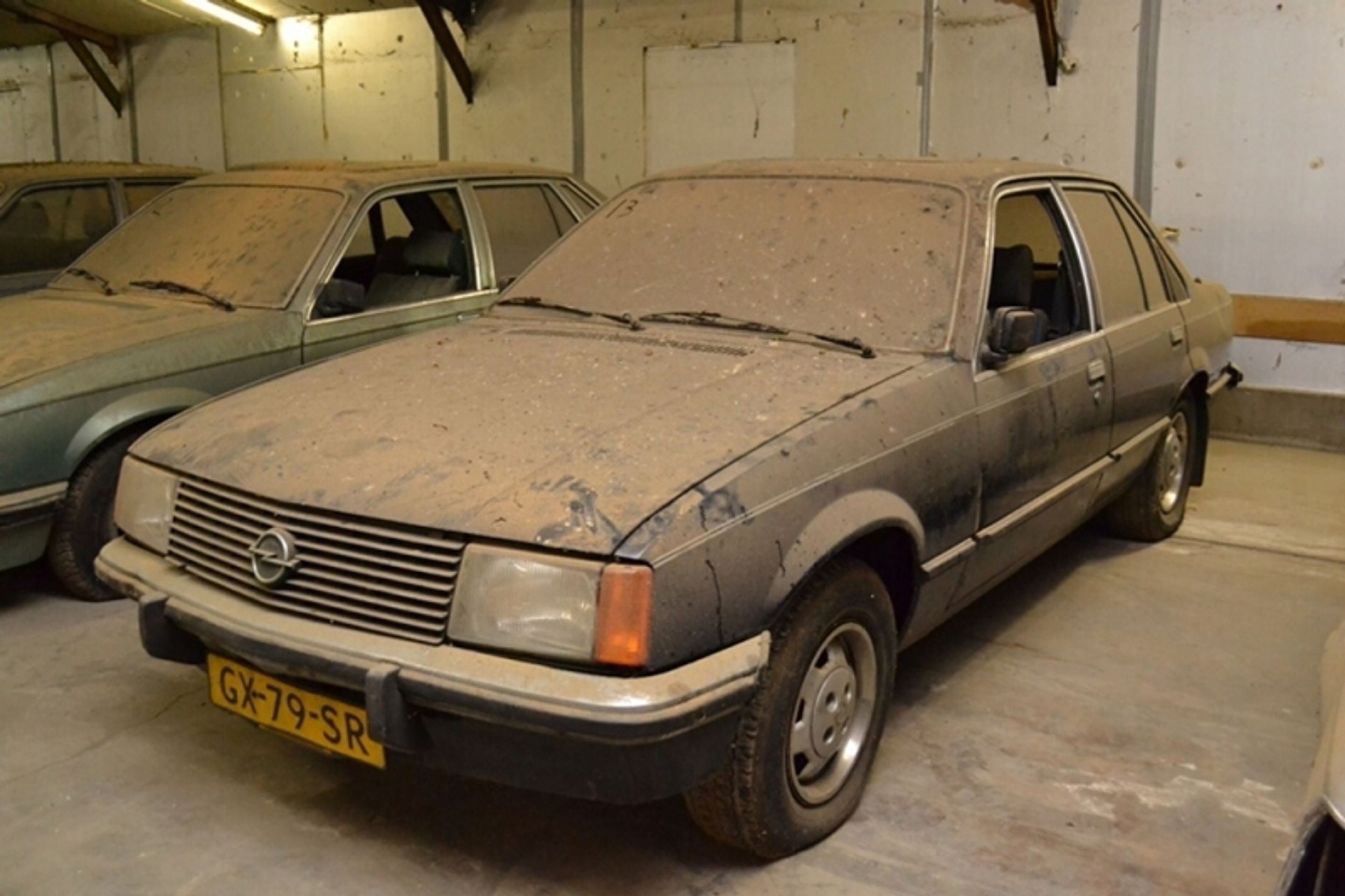 Nálezené automobily značky Opel ve stodole - 13 - GALERIE: Nálezené automobily značky Opel ve stodole (13/24)