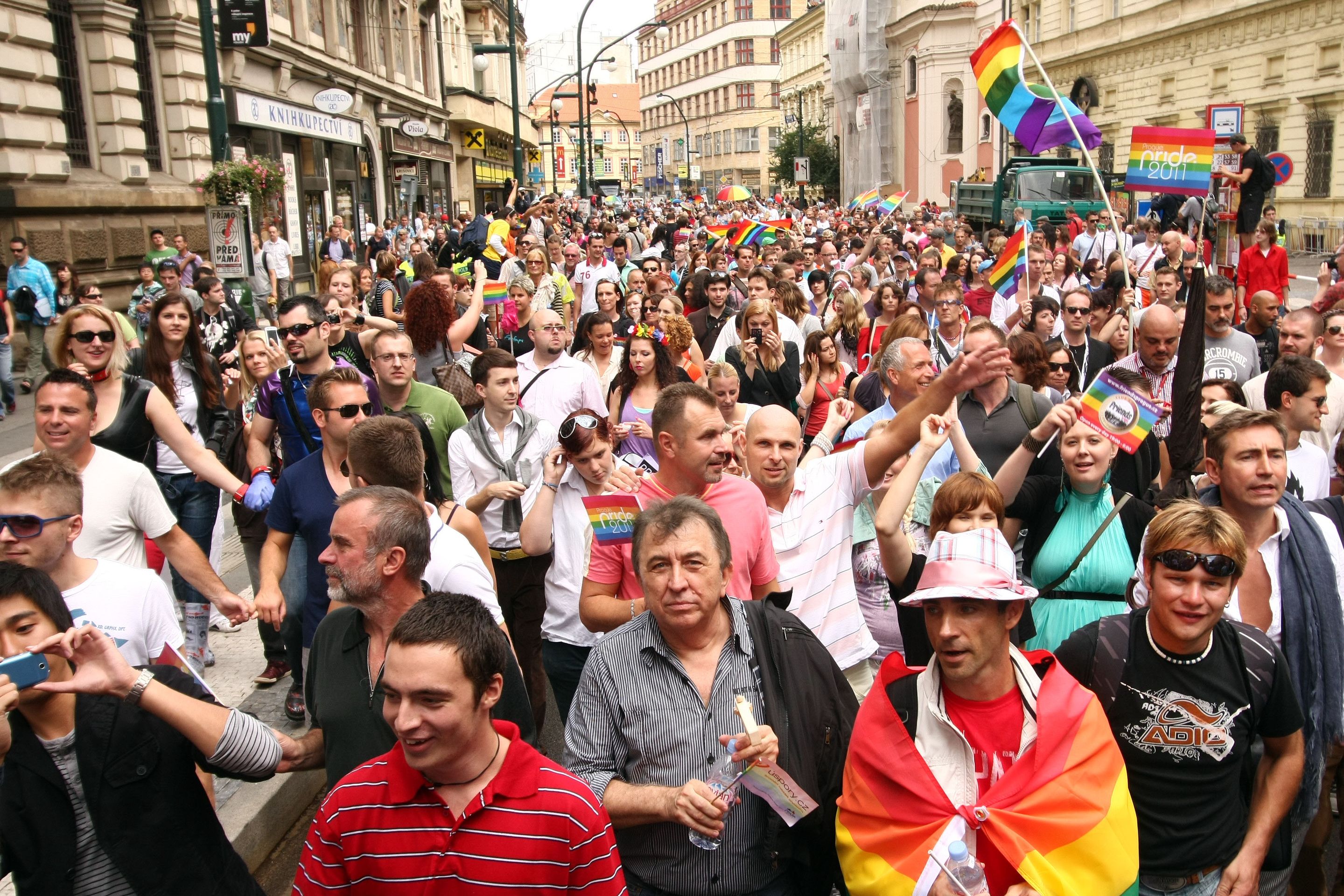Pochod Prague Pride - 4 - GALERIE: Prague Pride (4/17)