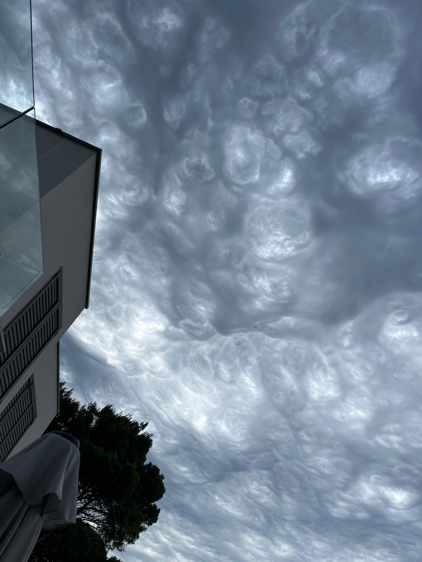 Asperitas nad Jadranem - Asperitas nad Jadranem (12/12)