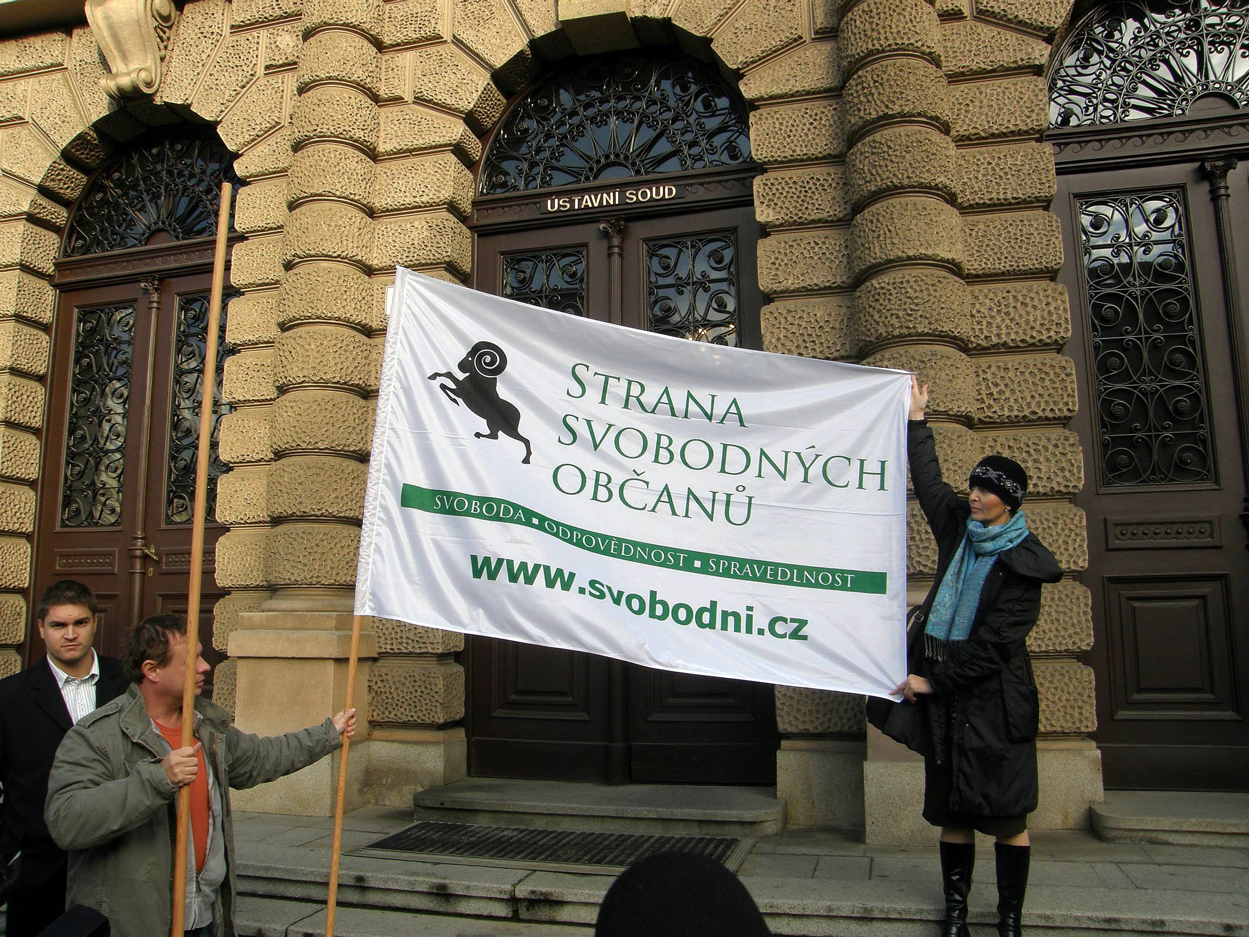 Protesty před Ústavním soudem - GALERIE: Protesty před Ústavním soudem (1/2)