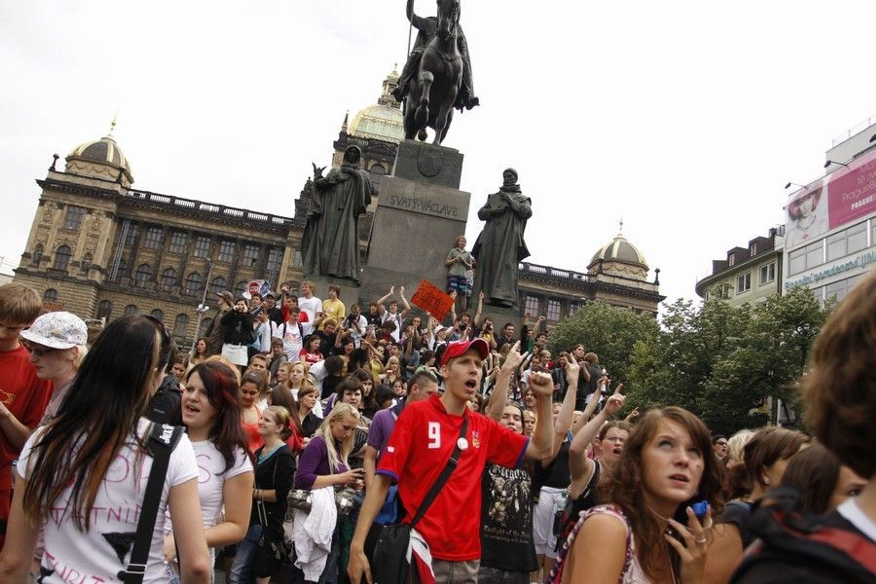 Protest studentů - GALERIE: Studenti protestují proti státní maturitě (1/9)