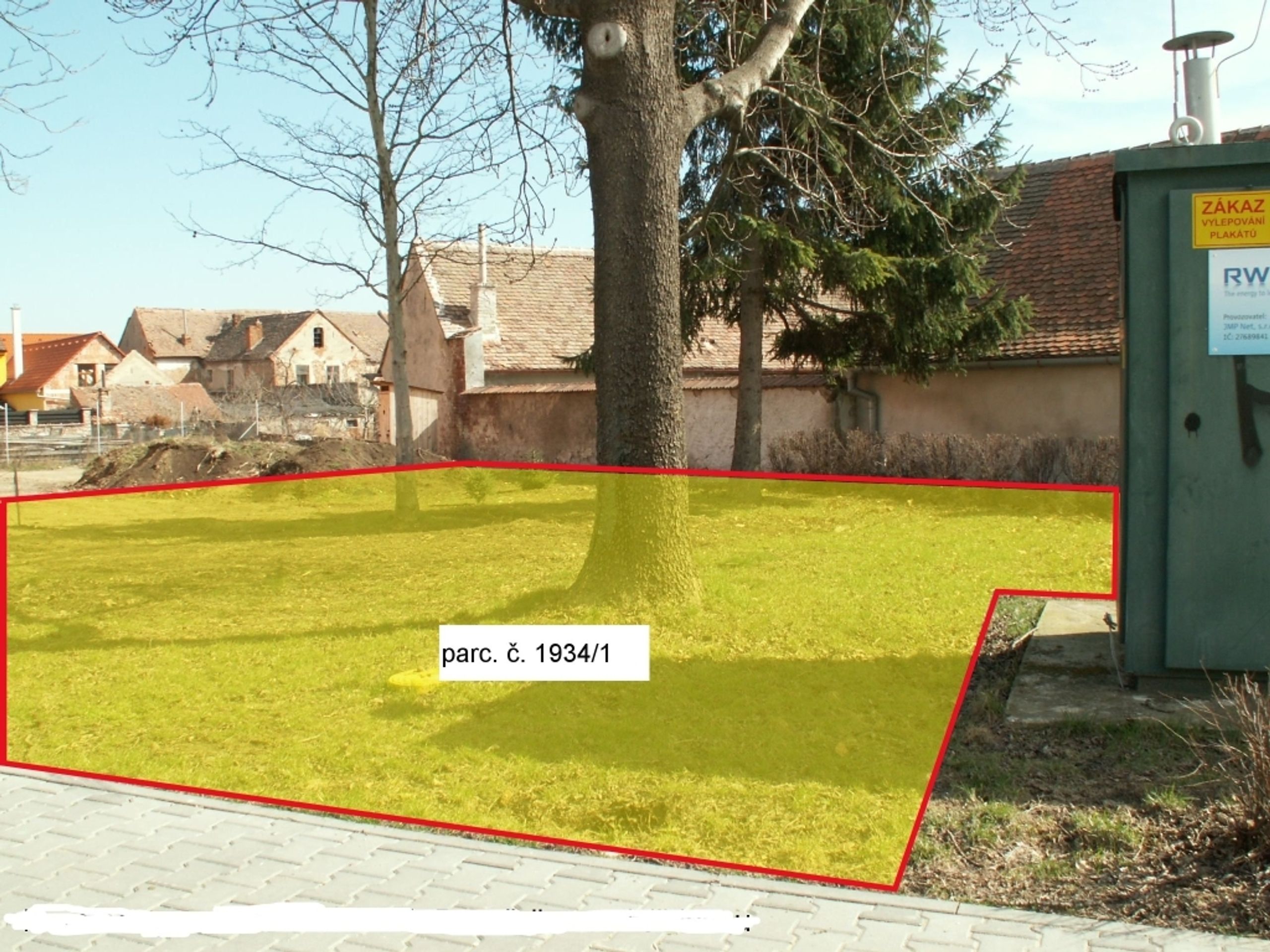Pozemek v Pohořelicích - 2 - Galerie: Pozemek v Pohořelicích (2/2)