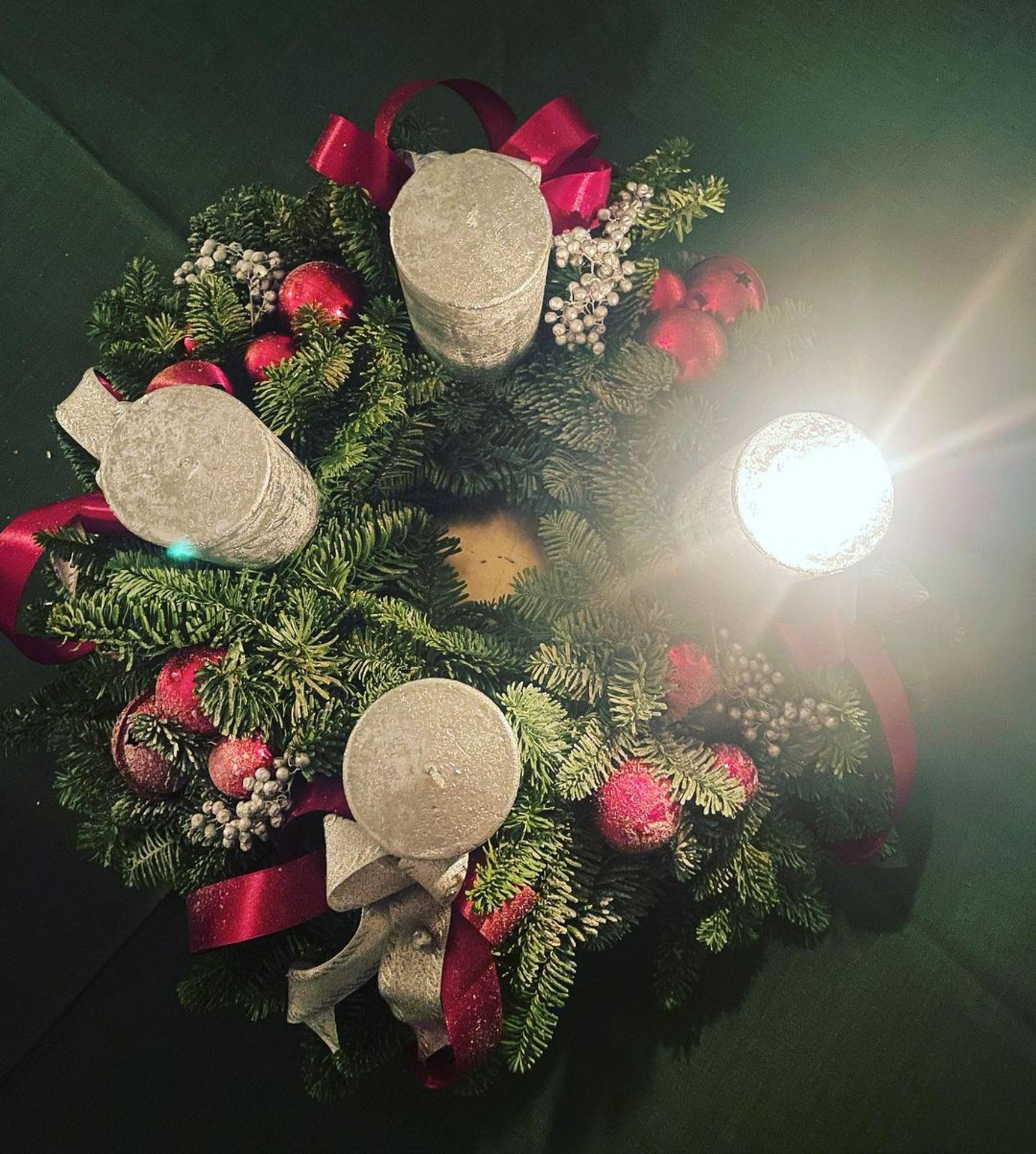 Adventní věnec Moniky Absolonové - Celebrity se pochlubily adventní výzdobou (14/23)
