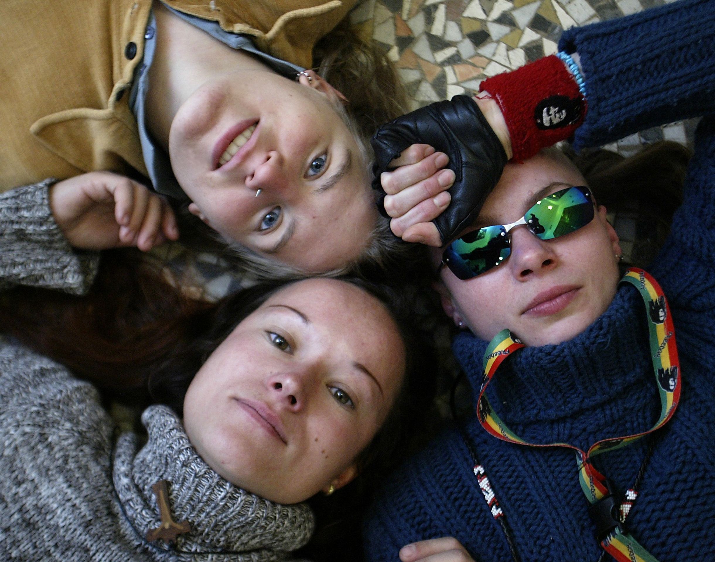 Gaia Mesiah, 2004 - Gaia Mesiah (8/8)