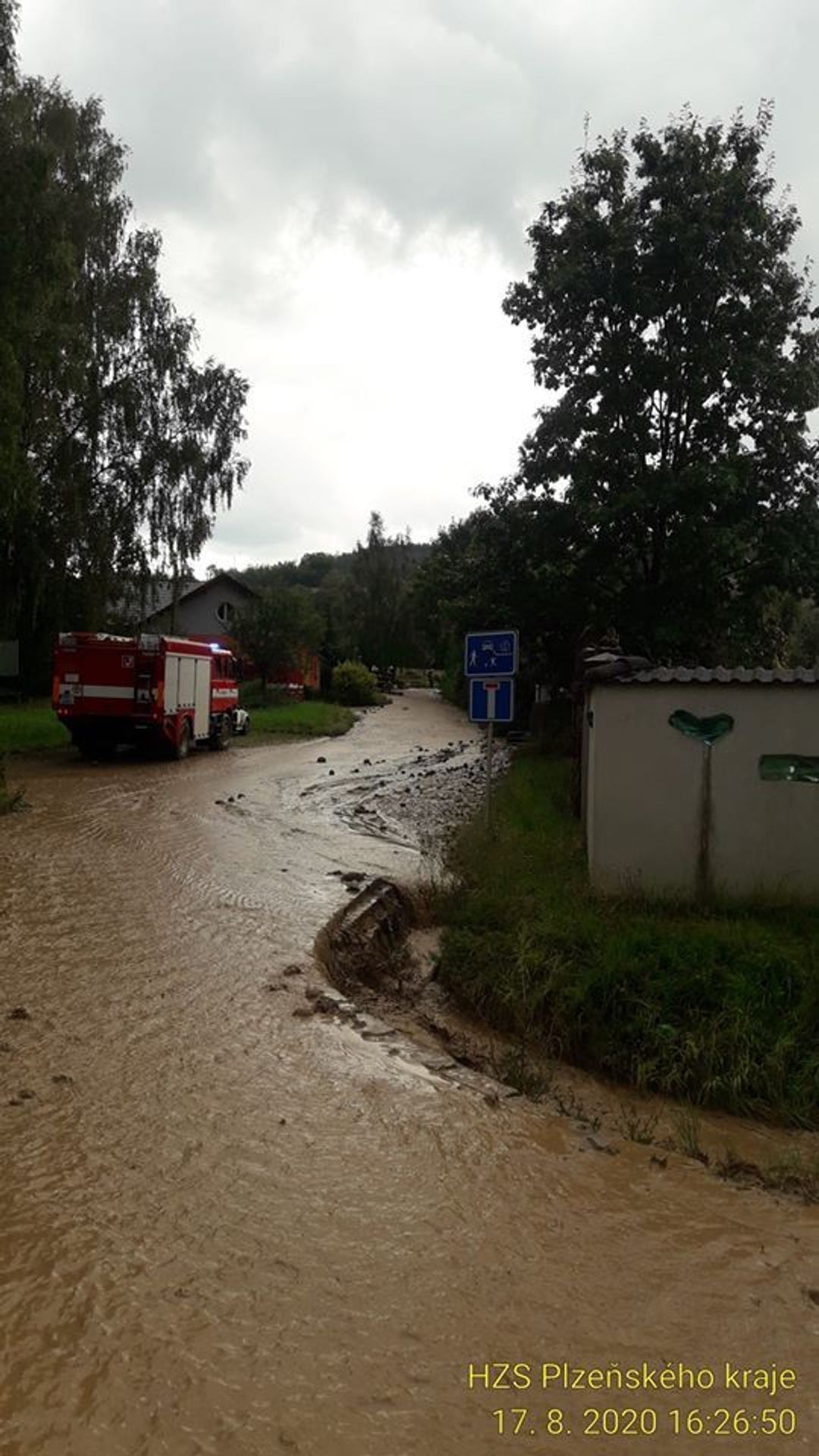 Plzeňským krajem se prohnaly bouřky - 6 - GALERIE: Českem se v pondělí prohnaly silné bouřky (6/11)