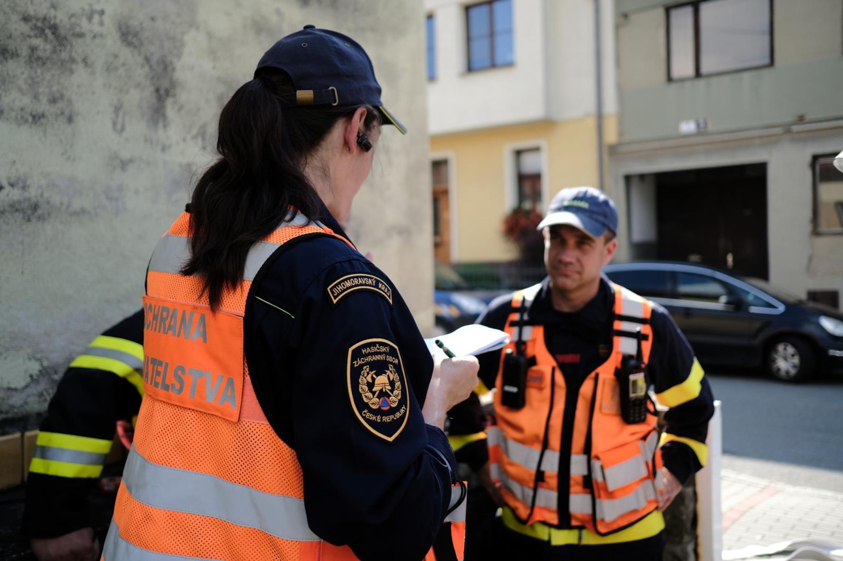 Hasiči řešili únik plynu v Belcrediho ulici v Brně - 5 - GALERIE: Únik plynu v brněnské Belcrediho ulici (5/8)