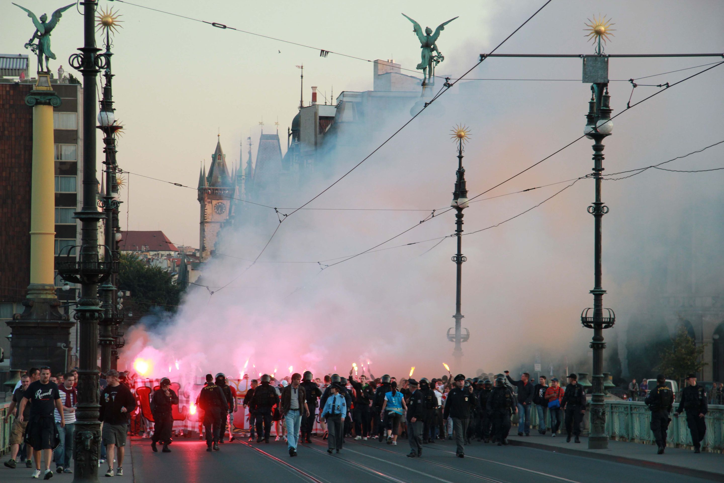 Derby pražských S - policie a fanoušci - 1 - GALERIE: Derby Sparta-Slavia (15/15)