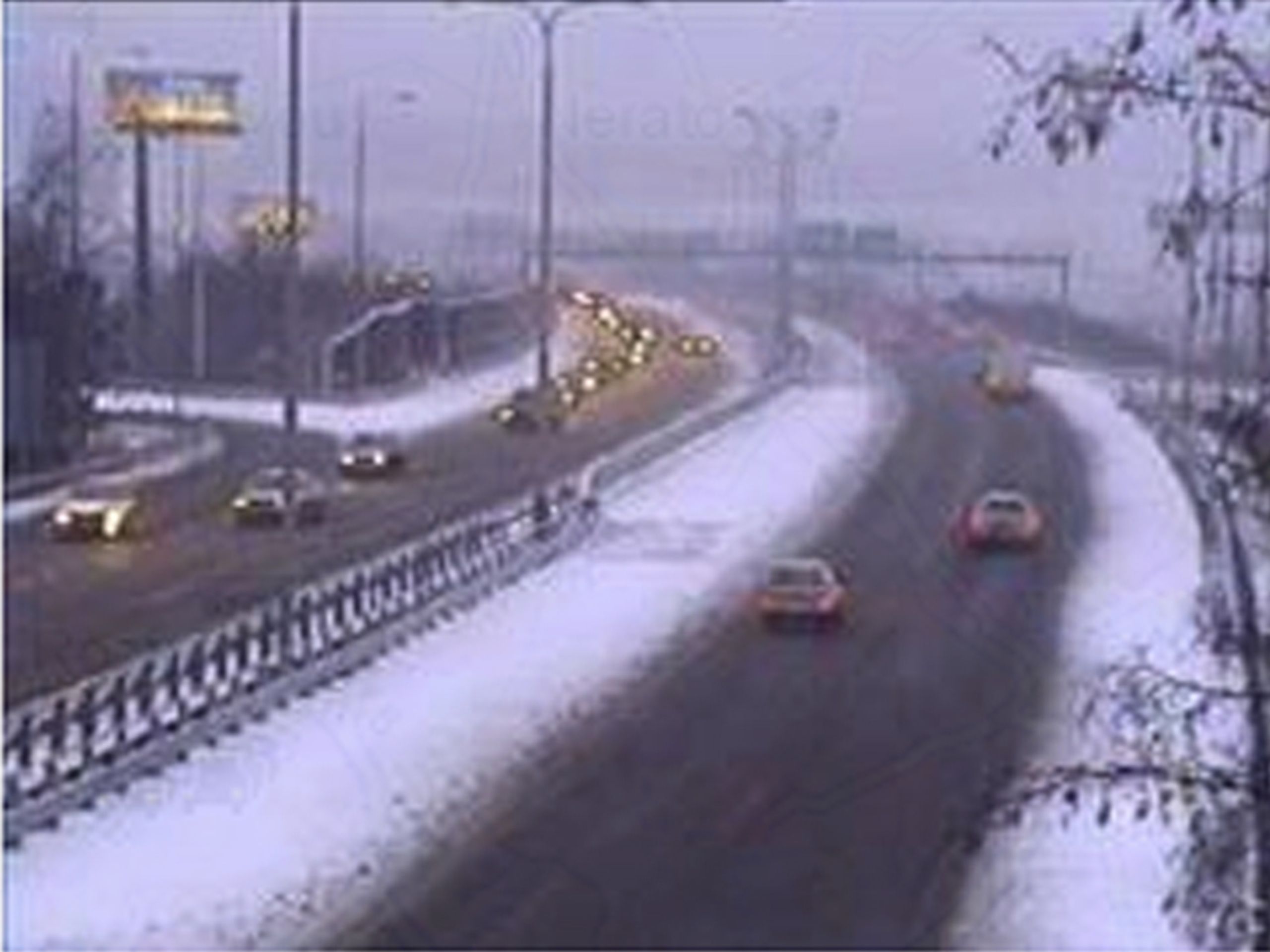R1 - směr Černý most - GALERIE Sníh na silnicích (3/6)