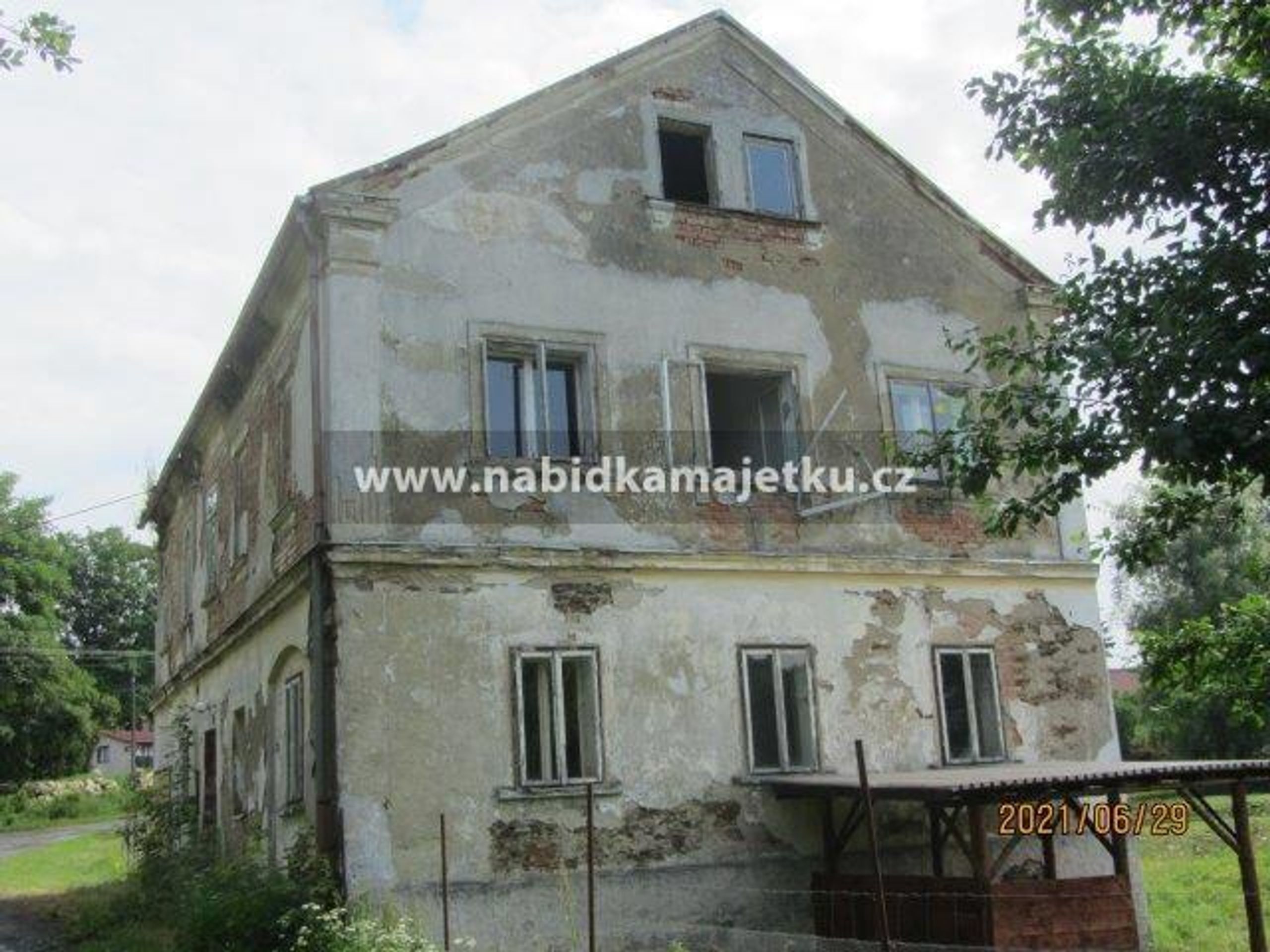 Pozemek se stavbou - Branišov (5) - Pozemek se stavbou - Branišov (1/5)