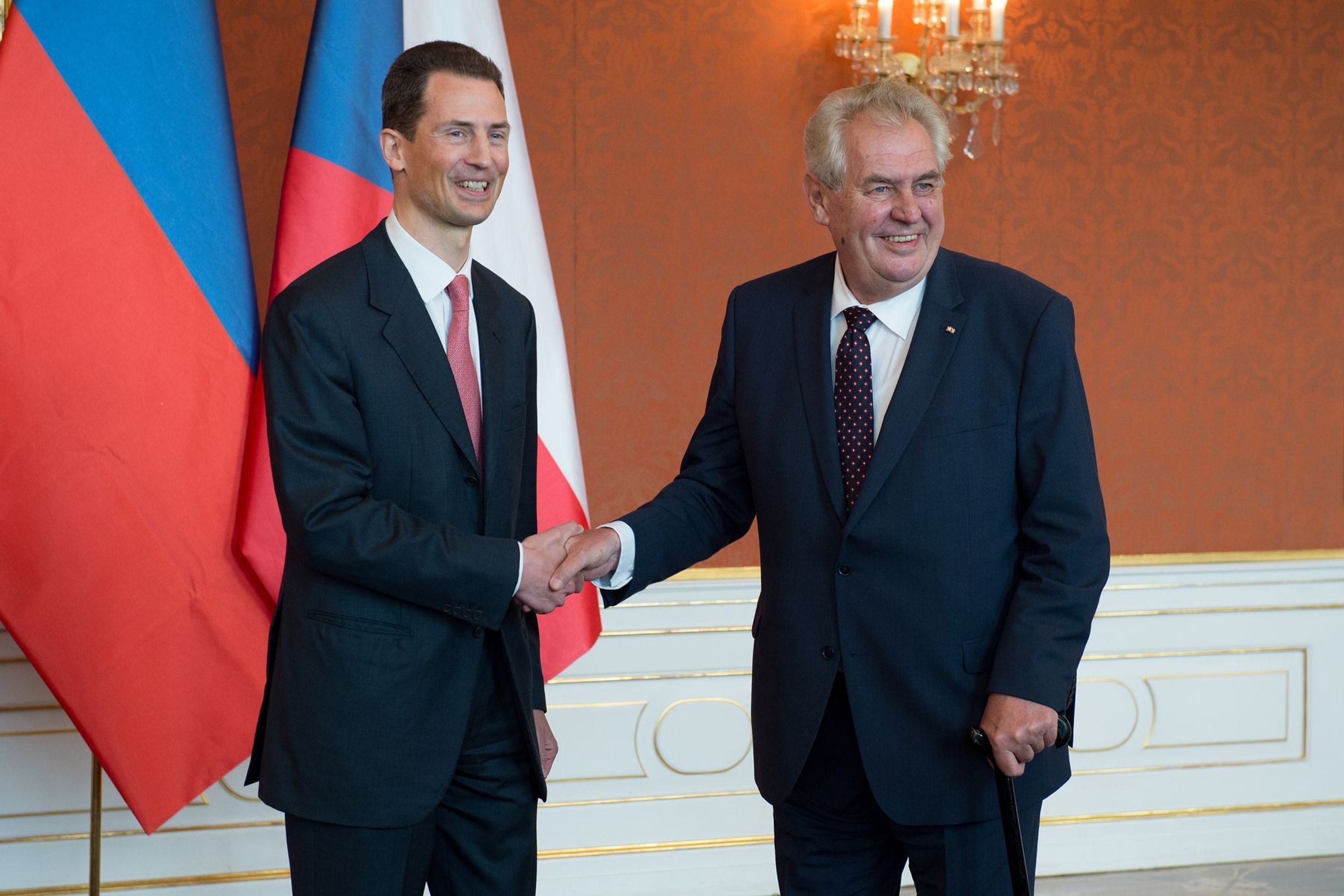 Miloš Zeman na Hradě přijal dědičného prince lichtenštejnského - 8 - GALERIE: Miloš Zeman na Hradě přijal dědičného prince lichtenštejnského (1/5)