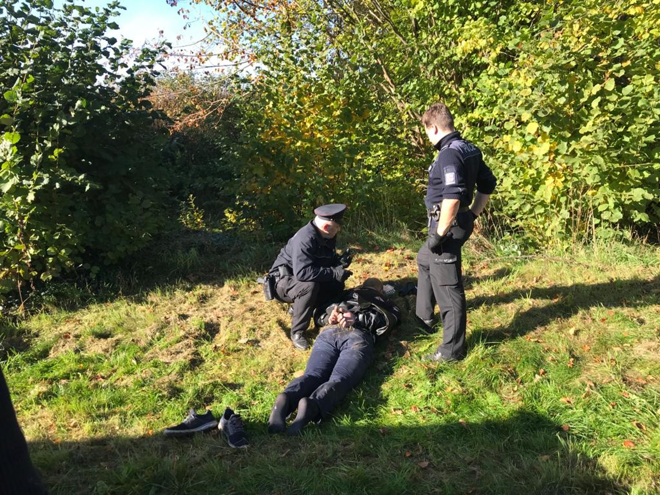 Policejní zásah - Policejní zásah v obci Pertoltice (5/7)