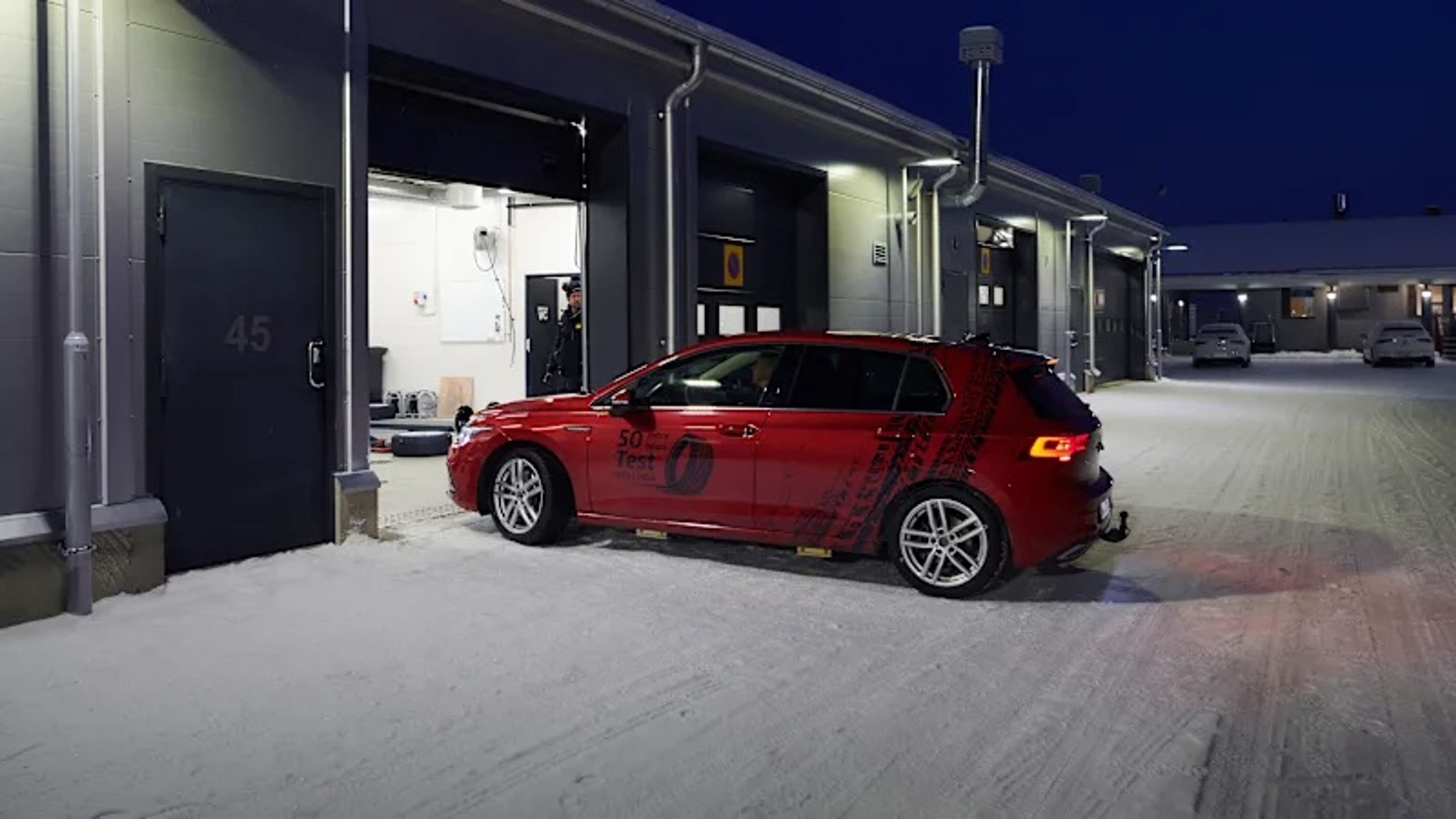 Test zimních pneumatik - Test zimních pneumatiky v režii expertů ADAC (5/5)