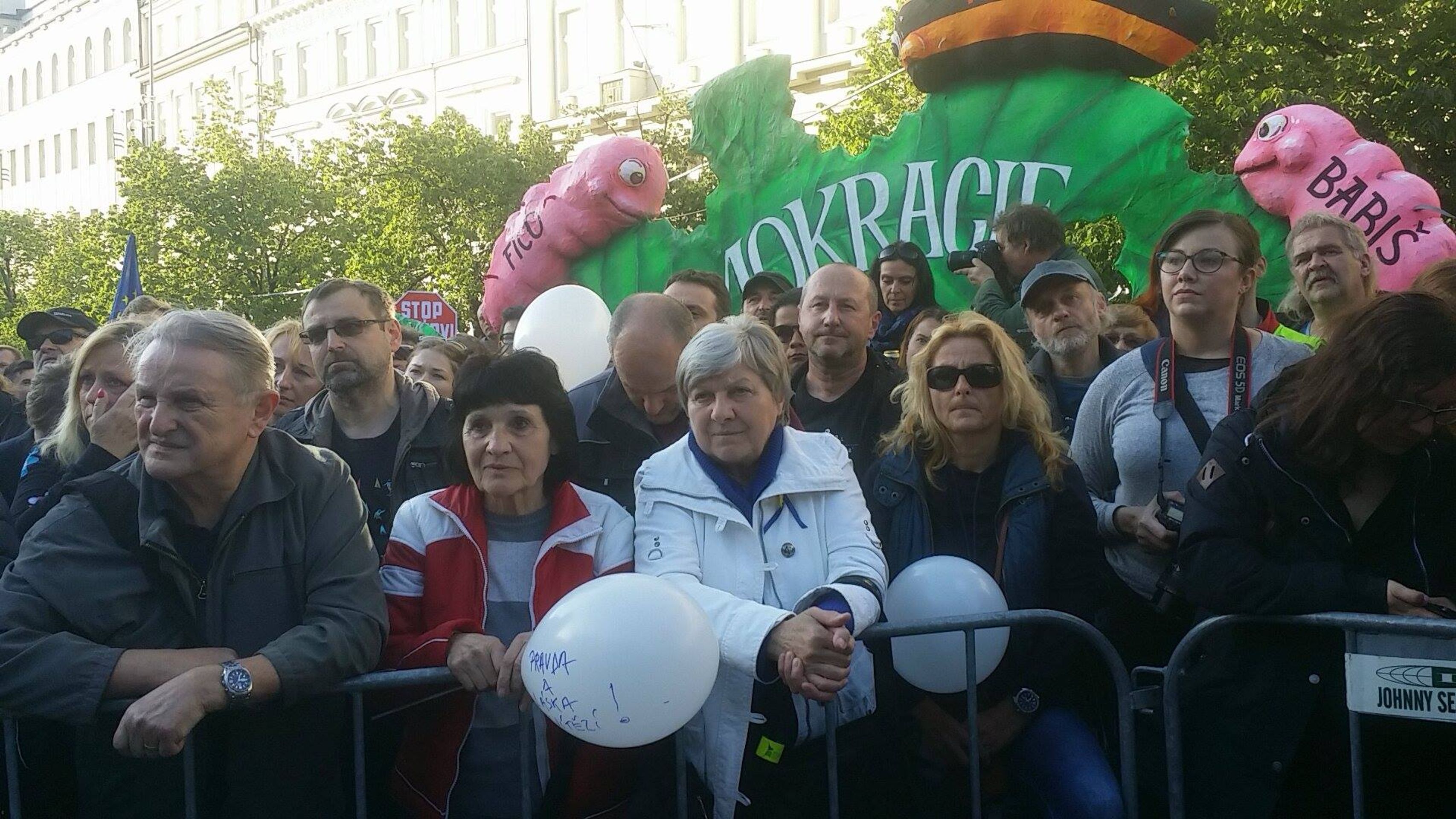 Demonstrace Proč? Proto! - GALERIE: Demonstrace Proč? Proto! (7/9)