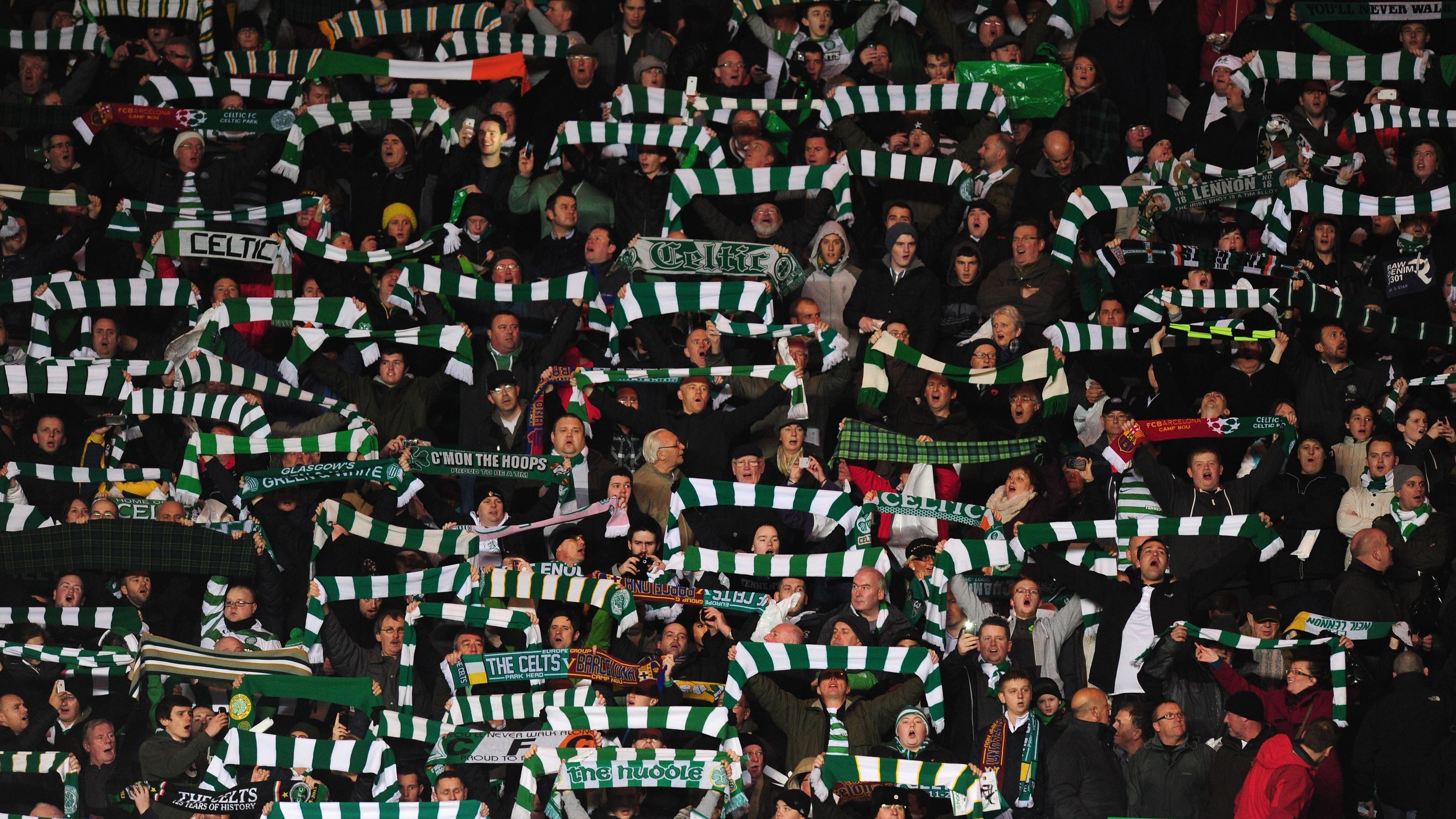 Celtic Glasgow diváci - GALERIE: Celtic Glasgow porazil Barcelonu (13/15)