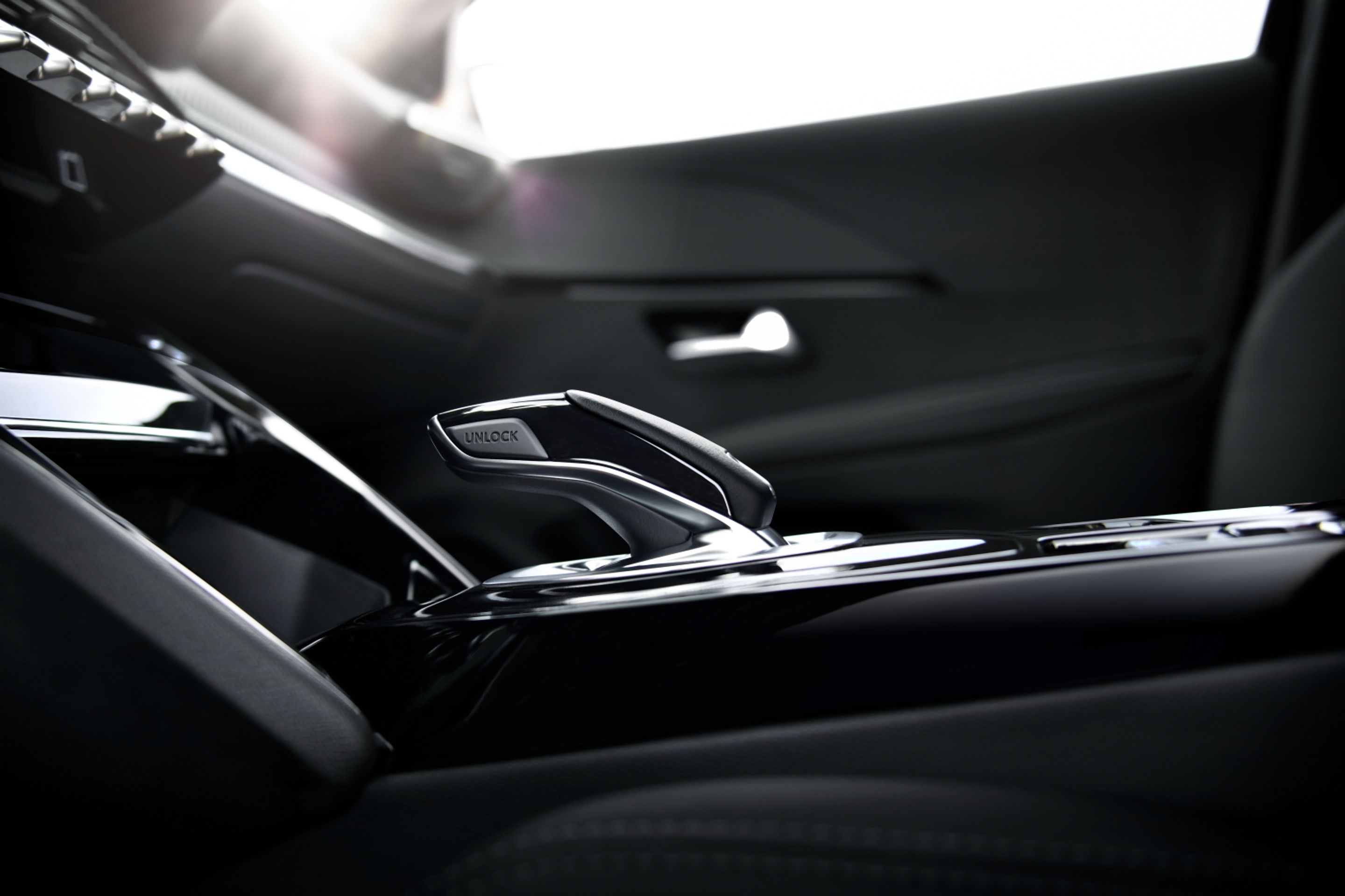Nový Peugeot 208 - 19 - Fotogalerie: Nový stylový hatchback Peugeot 208 (11/22)