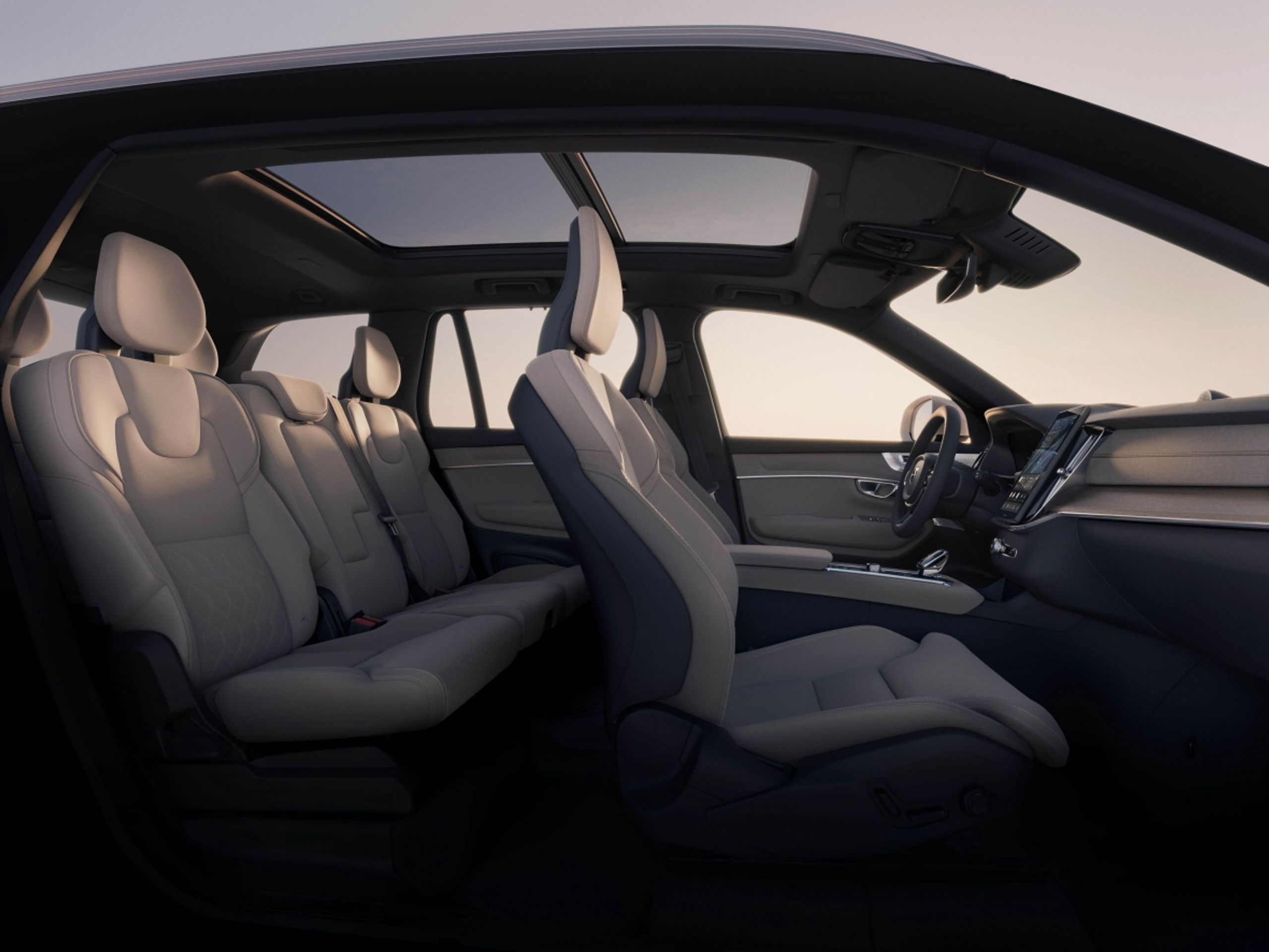 Volvo XC90 - Modernizované Volvo XC90 (2/15)
