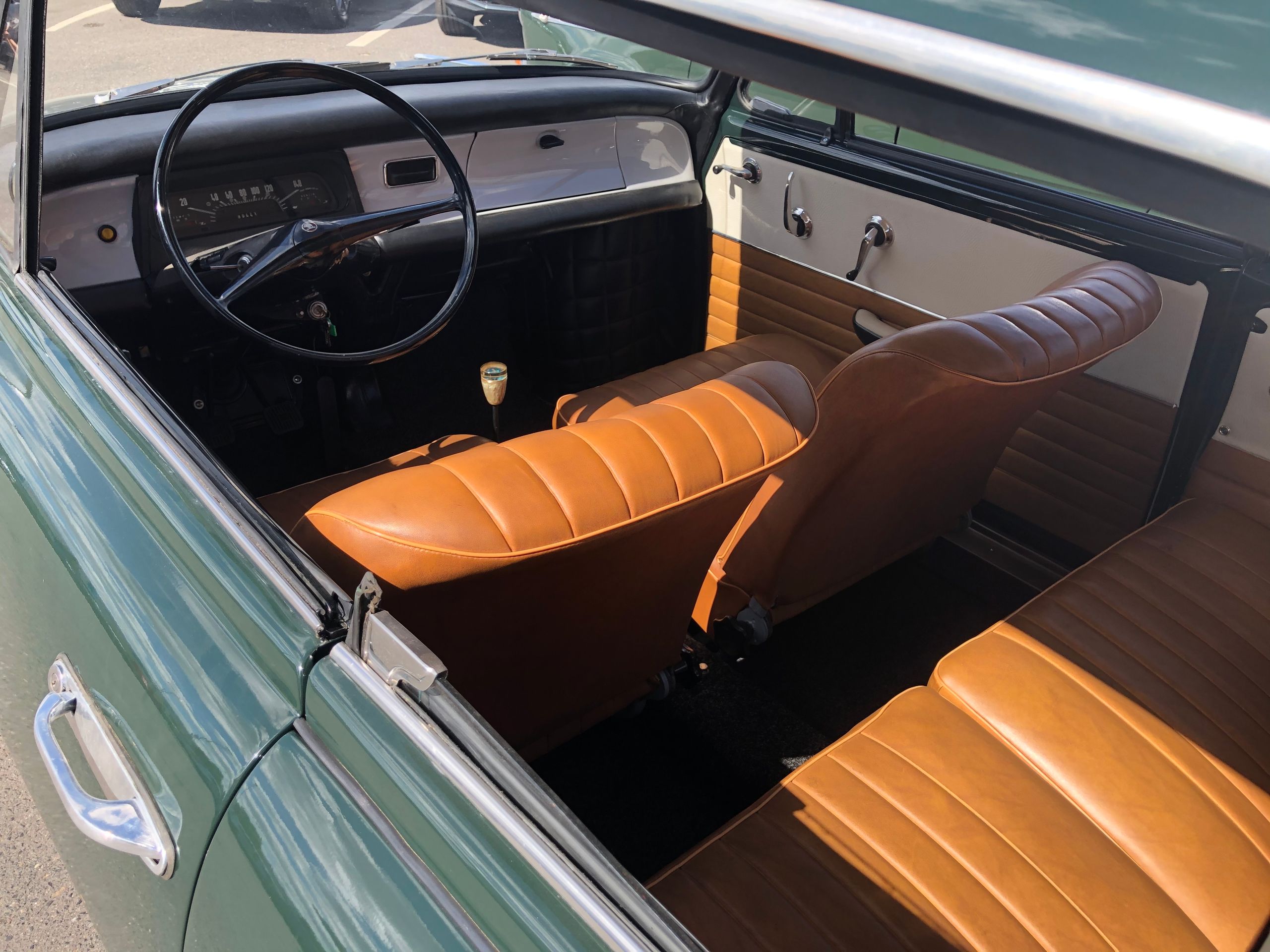 Škoda 1000 MBX z roku 1967 - 16 - Fotogalerie: Tahle stařičká embéčka mají dnes obrovskou hodnotu (10/35)