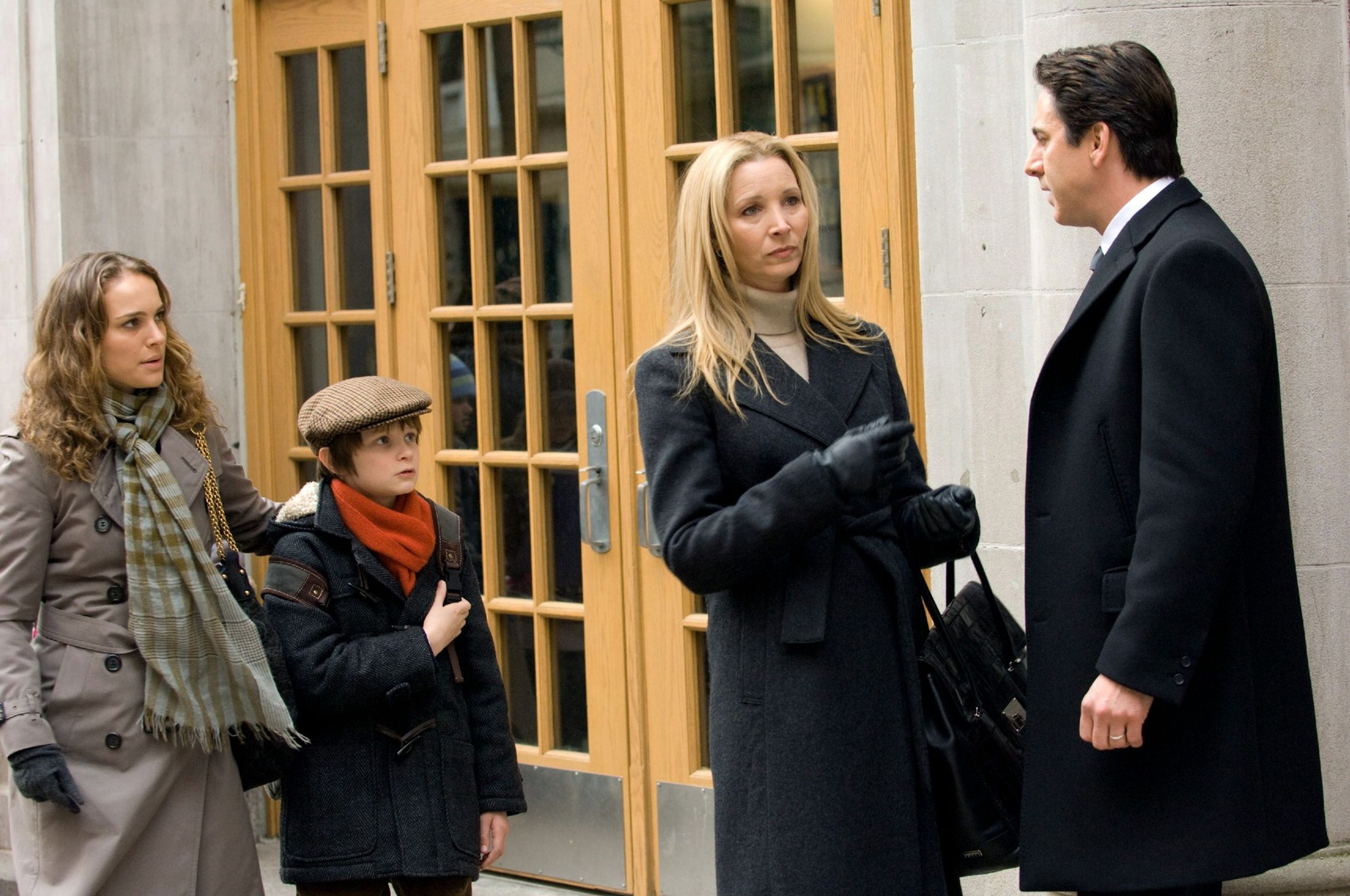 Natalie Porman, Charlie Tahan, Lisa Kudrow a Scott Cohen, 16. 9. 2009 - Scott Cohen (3/4)