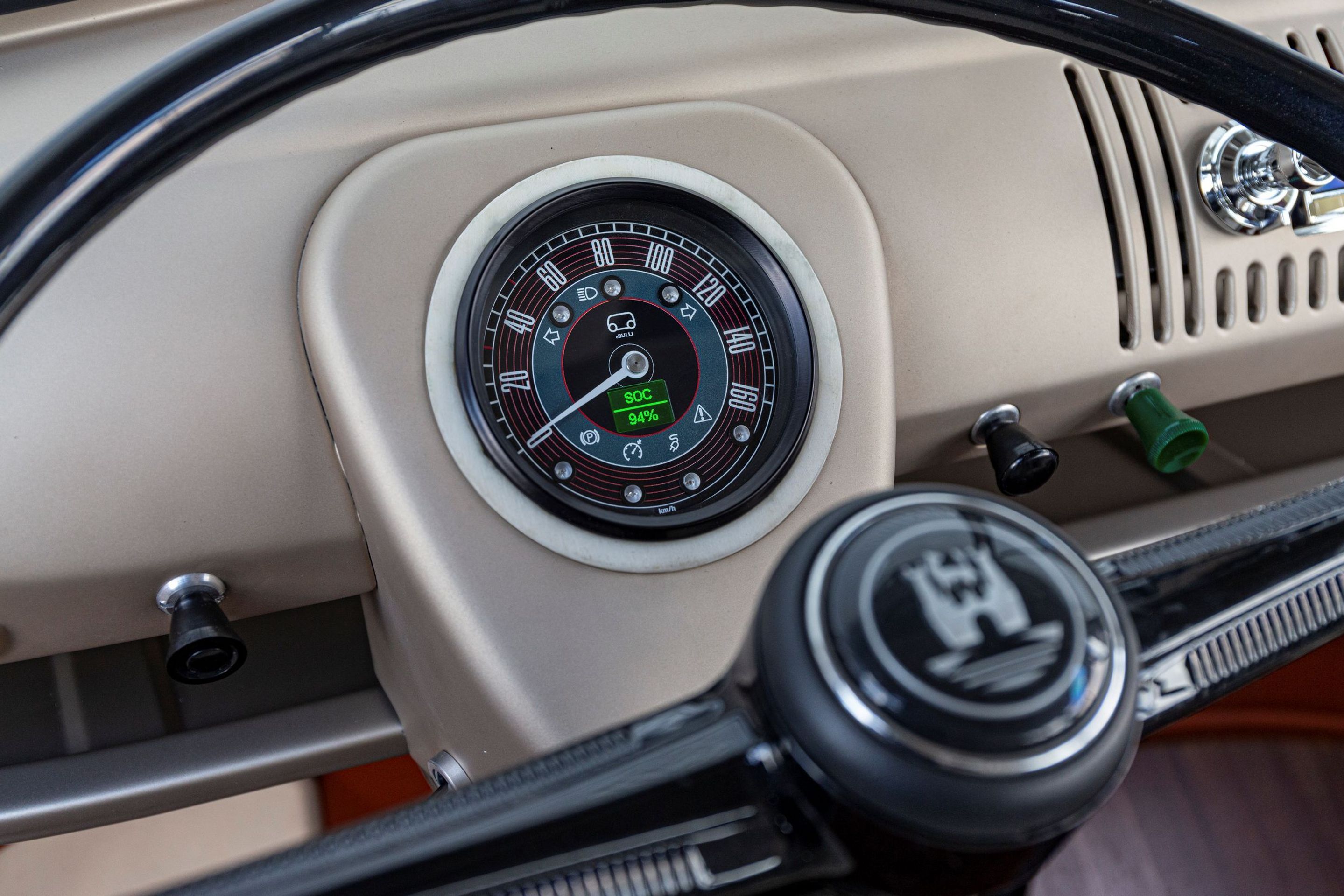 VW e-Bulli - 26 - Fotogalerie: Moderní verze legendárního VW Bulli (9/14)