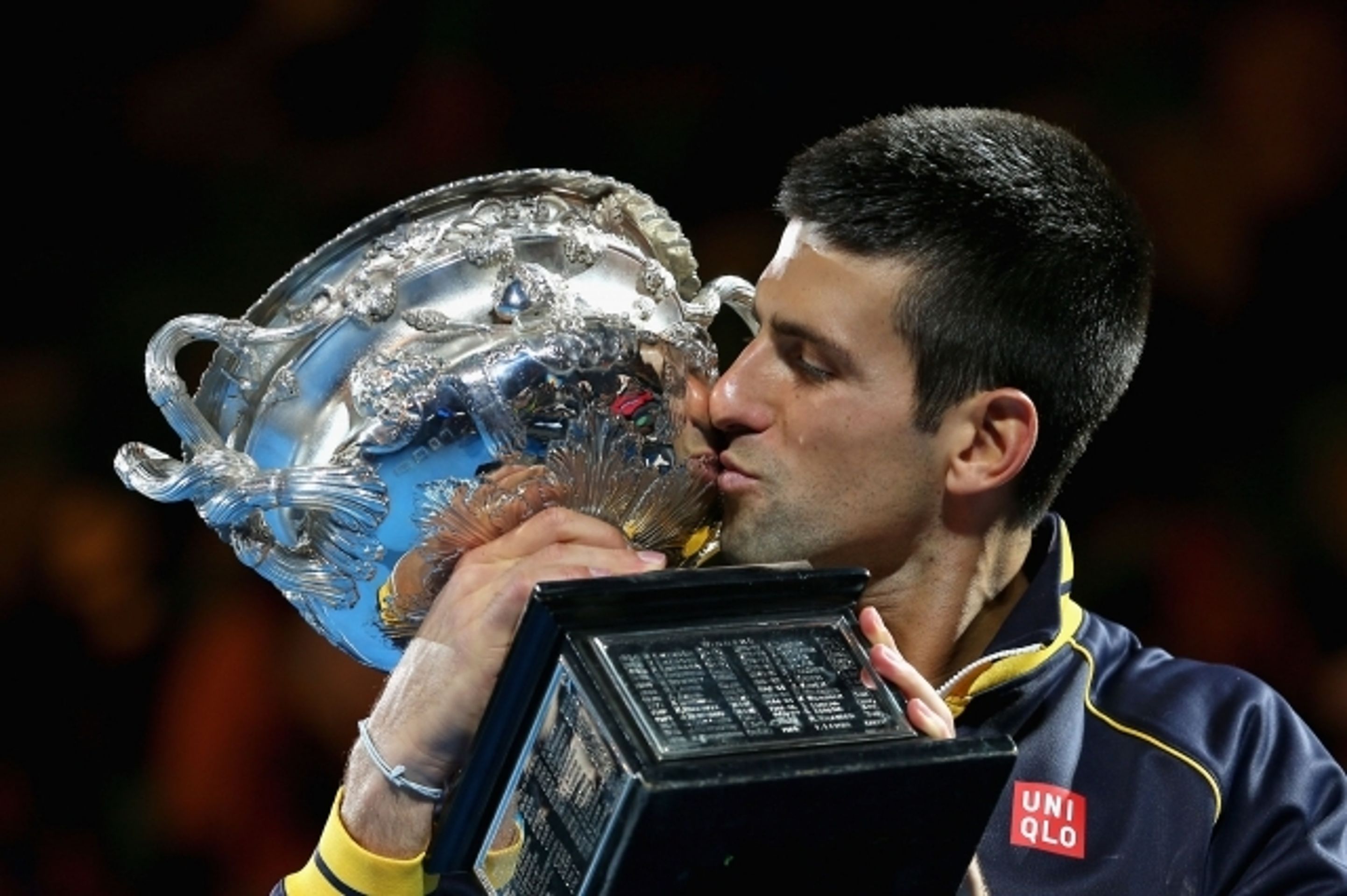 Novak Djokovič vyhrál potřetí v řadě Australian Open - 2 - GALERIE: Djokovič potřetí v řadě triumfuje na Australian Open (1/9)