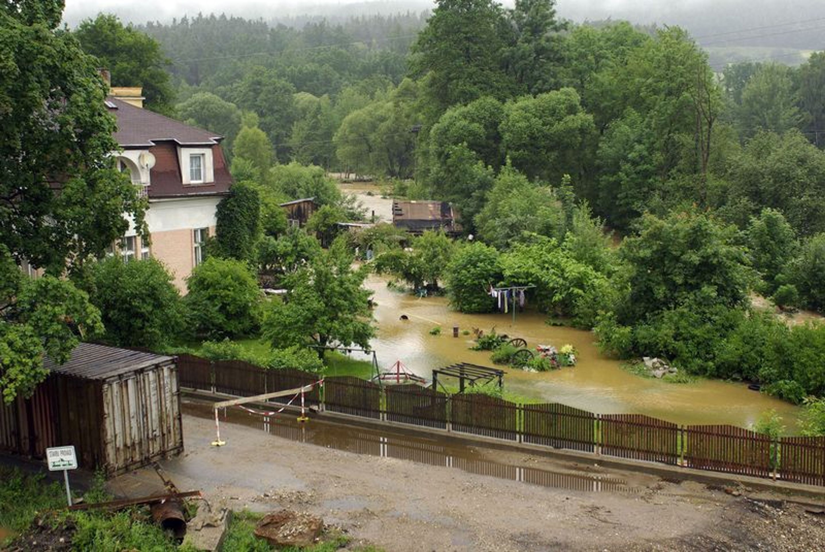 Povodeň v Husinci na Prachaticku - GALERIE Povodeň řádila v Husinci na Prachaticku (2/8)