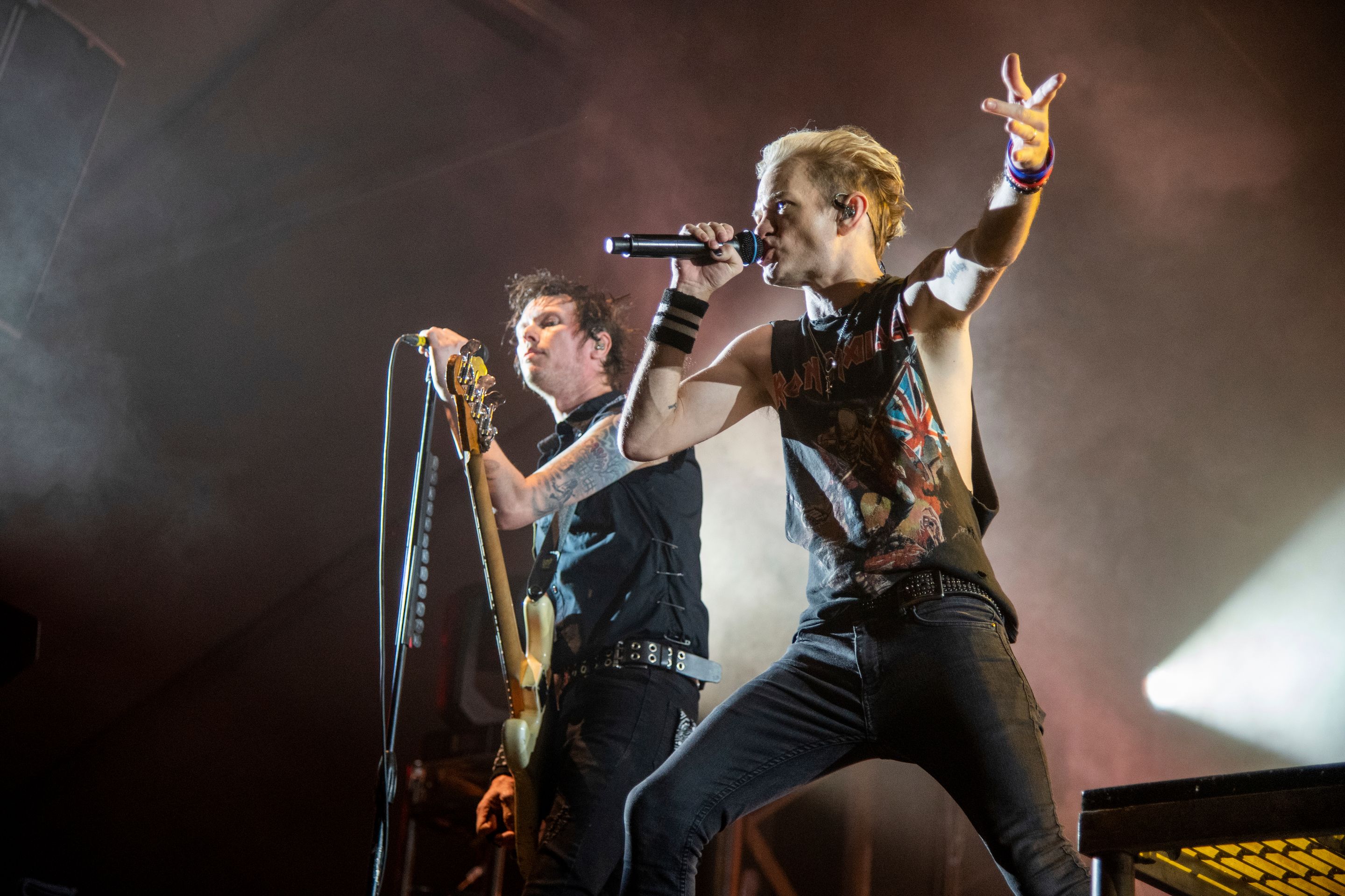 Sum 41 - Kapela Sum 41 (5/8)
