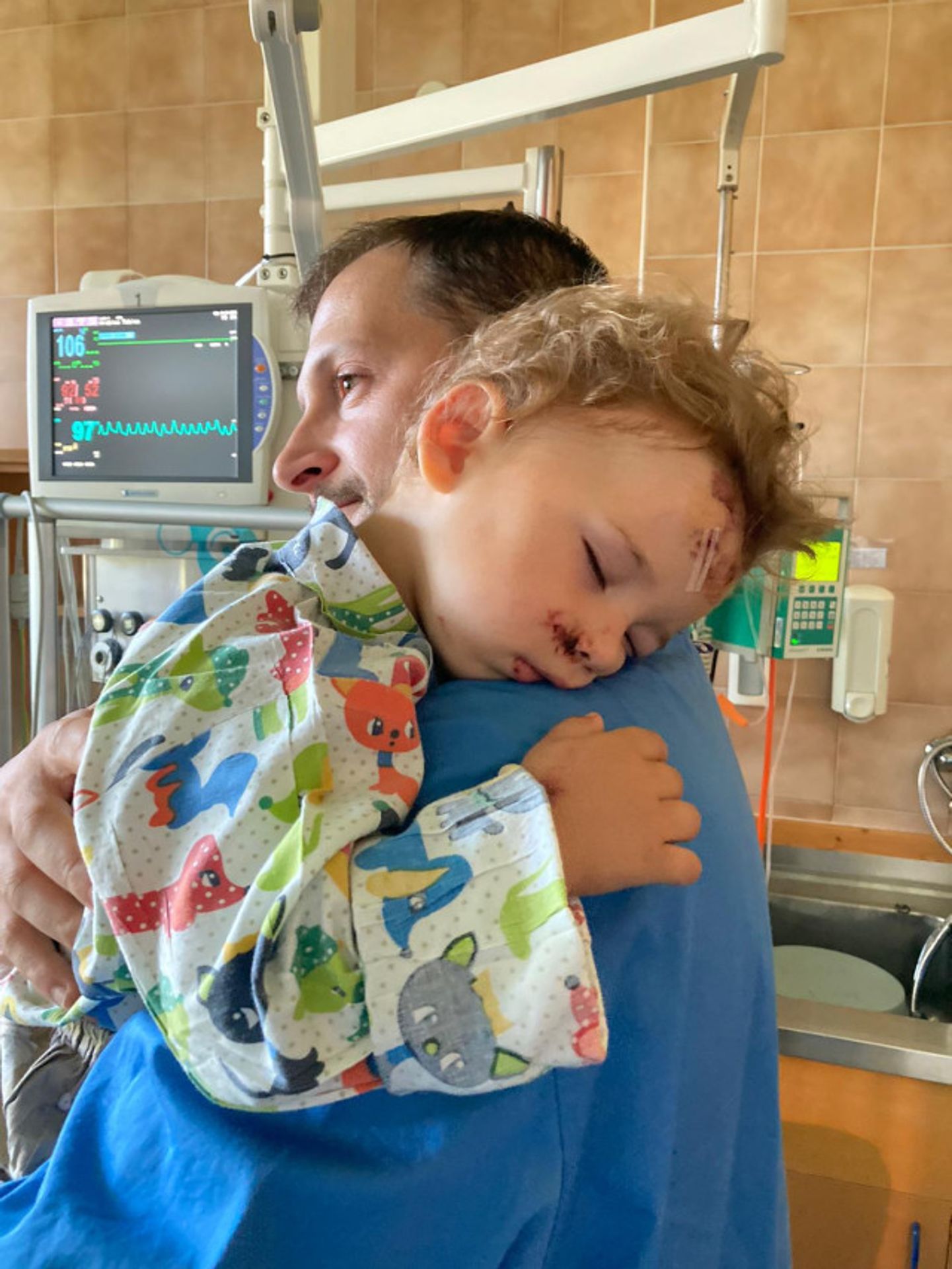 Pomozme Zdeňkovi a dětem v nelehké životní situaci (8) - Pomozme Zdeňkovi a dětem v nelehké životní situaci (1/8)