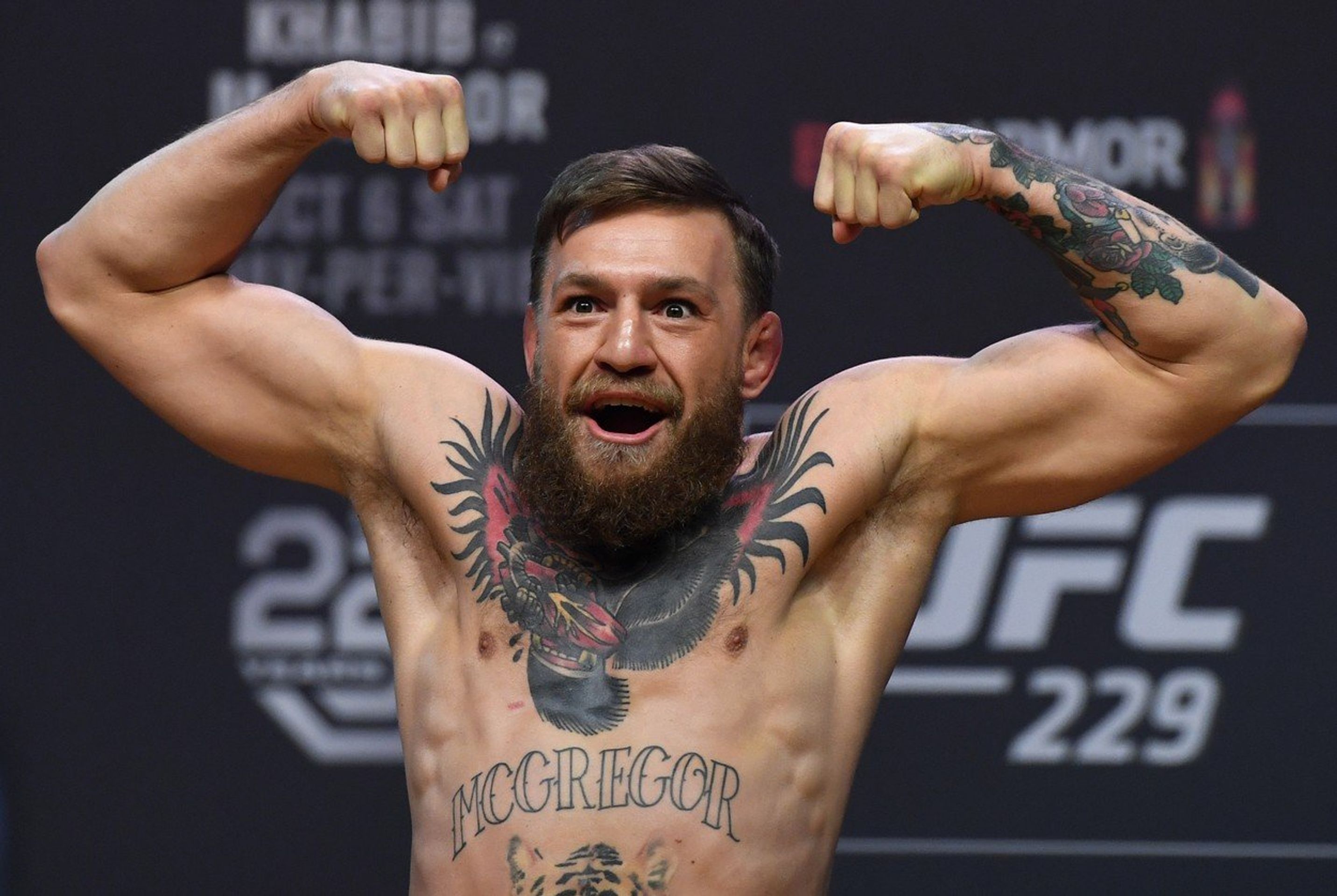 Conor McGregor - GALERIE: Takto vypadal McGregor před a po zápase s Khabibem (1/9)