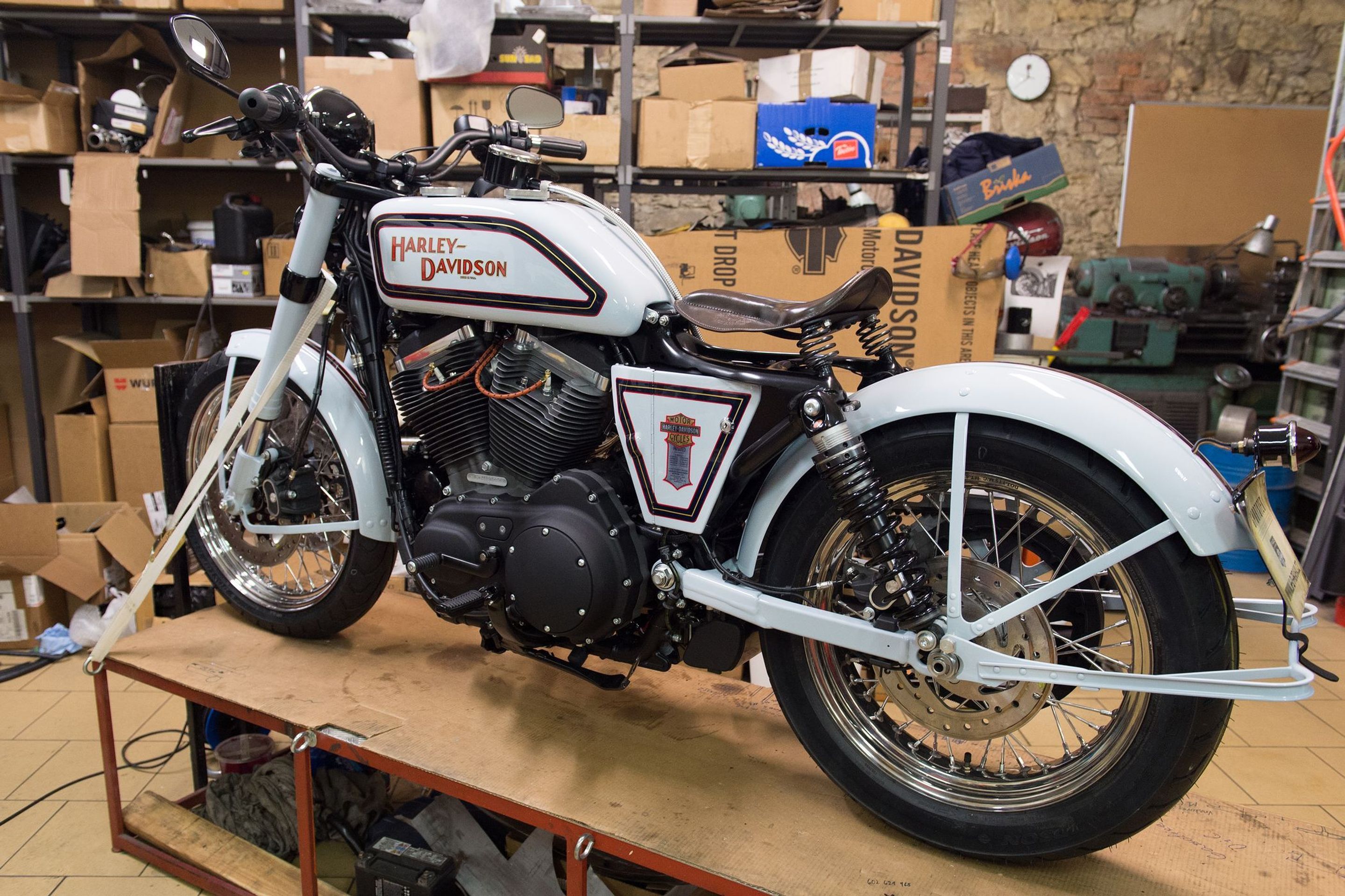 Retro přestavba Harley-Davidson - 14 - GALERIE: Retro přestavba Harley-Davidson (14/15)