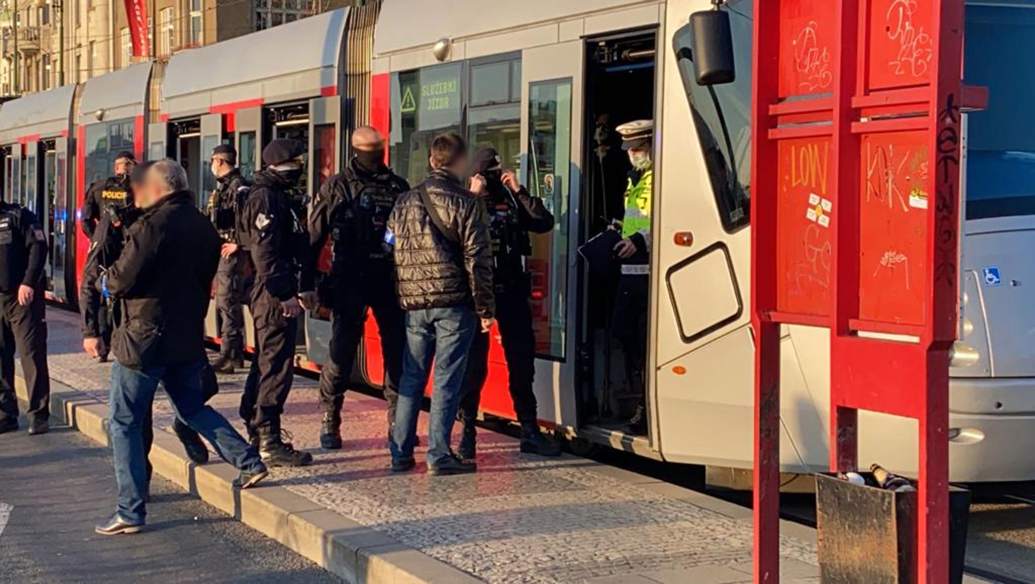 Střelba v pražské tramvaji - 7 - GALERIE: Střelba v pražské tramvaji (7/8)