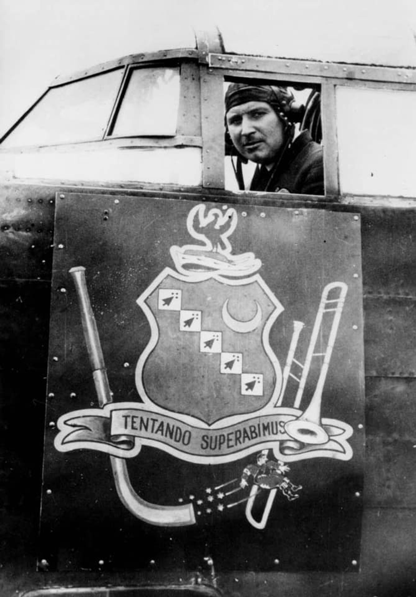 Kapitán bombardéru, se kterým letěli Gabčík a Kubiš - Výsadek Anthropoid (2/5)