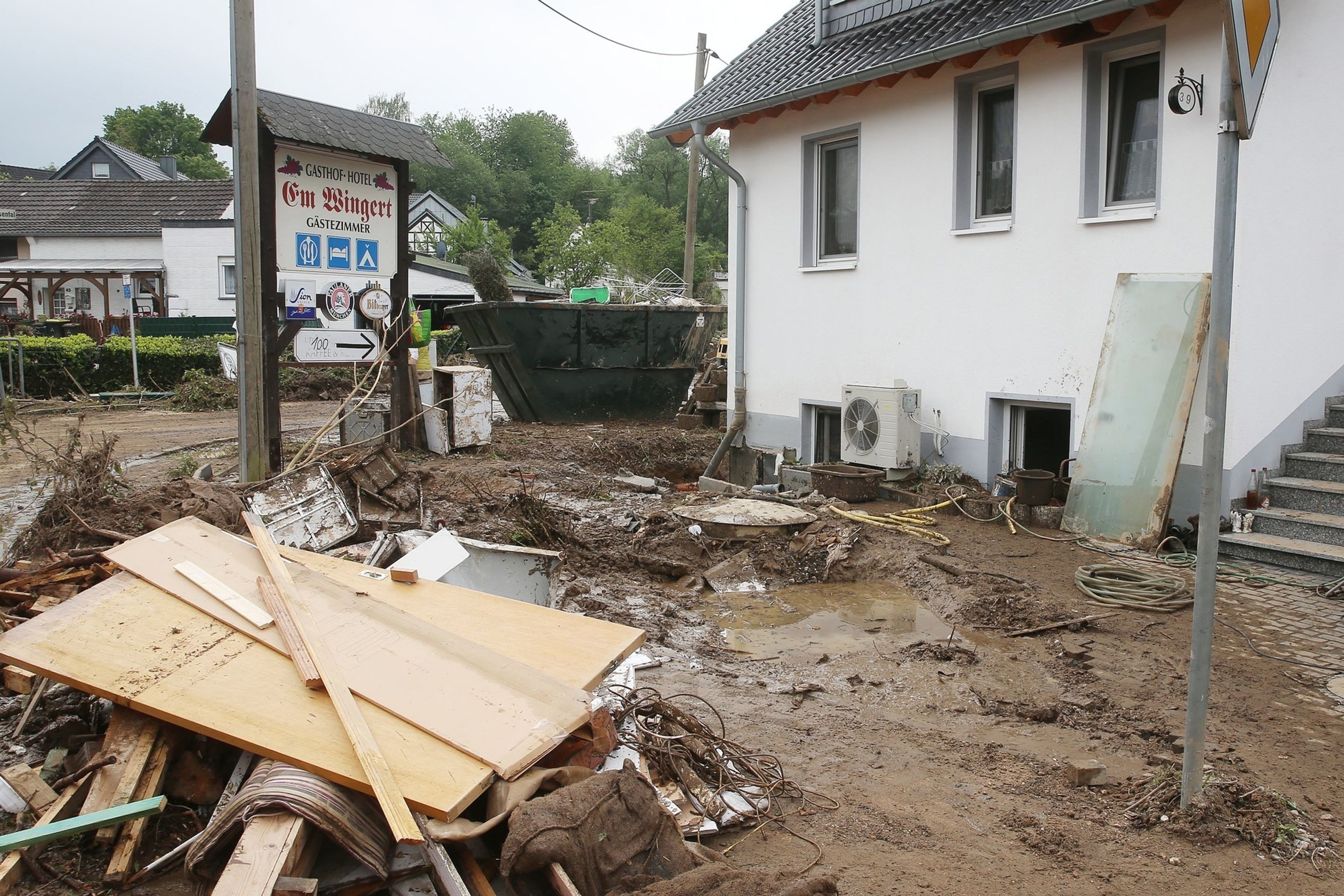 Bouřky v Německu - 3 - GALERIE: Bouřky v Německu (1/5)