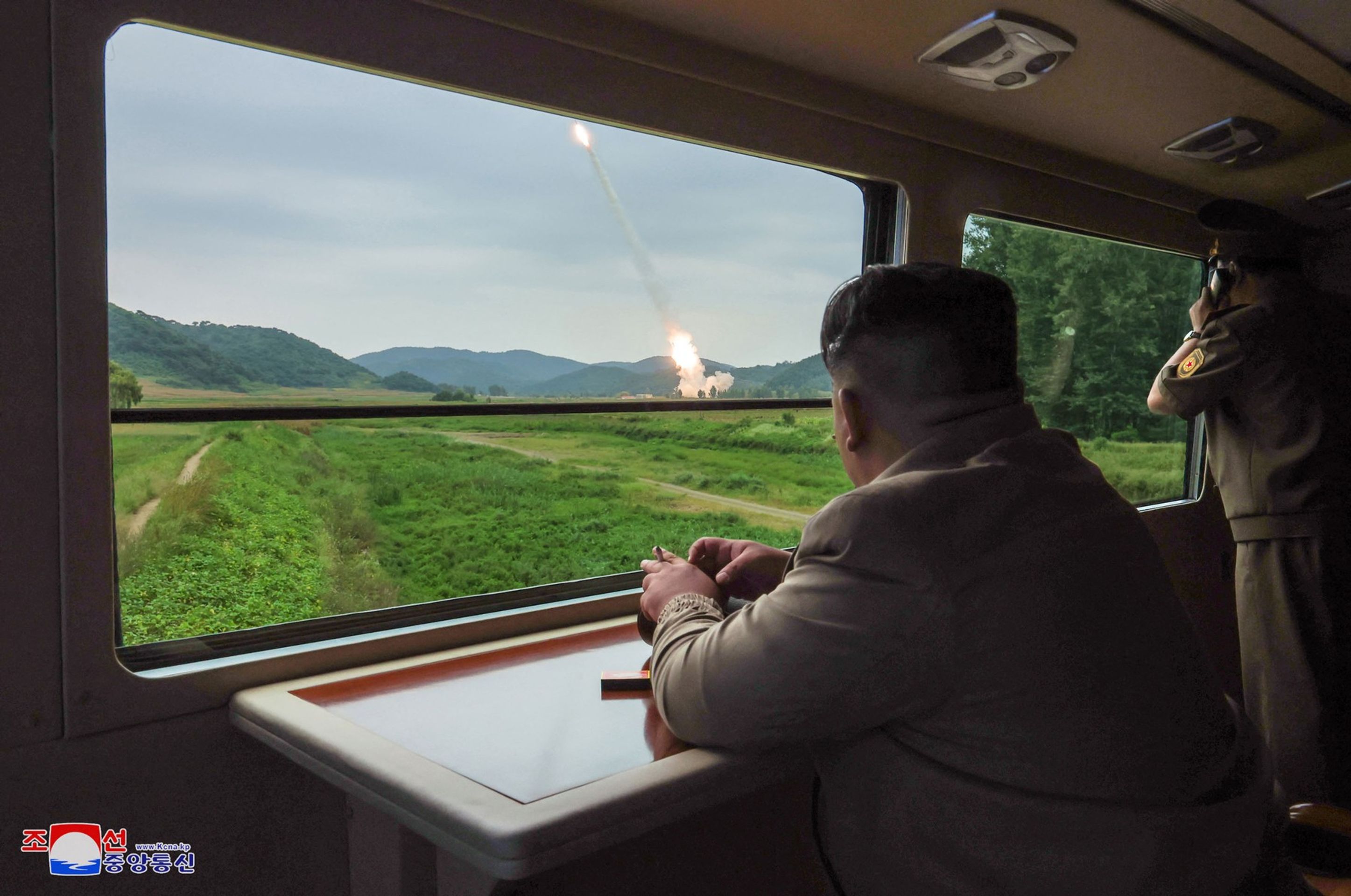 Kim Čong-un na návštěvě továrny na výrobu obohaceného uranu, 13. 9. 2024 (2) - Kim Čong-un na návštěvě továrny na výrobu obohaceného uranu (1/5)