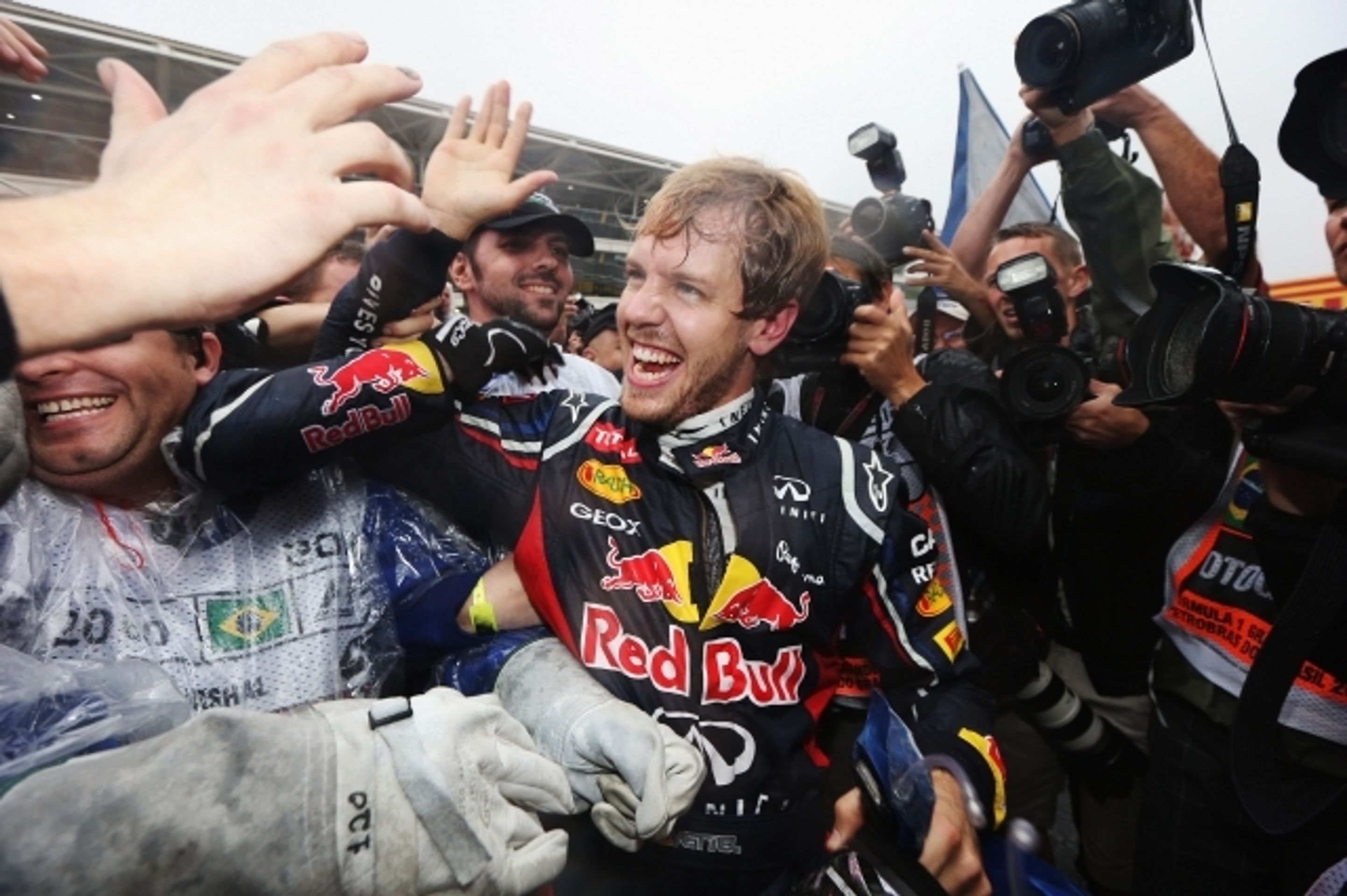 Sebastian Vettel slaví třetí titul mistra světa F1 - 2 - GALERIE: Sebastian Vettel slaví třetí titul mistra světa F1 (1/9)