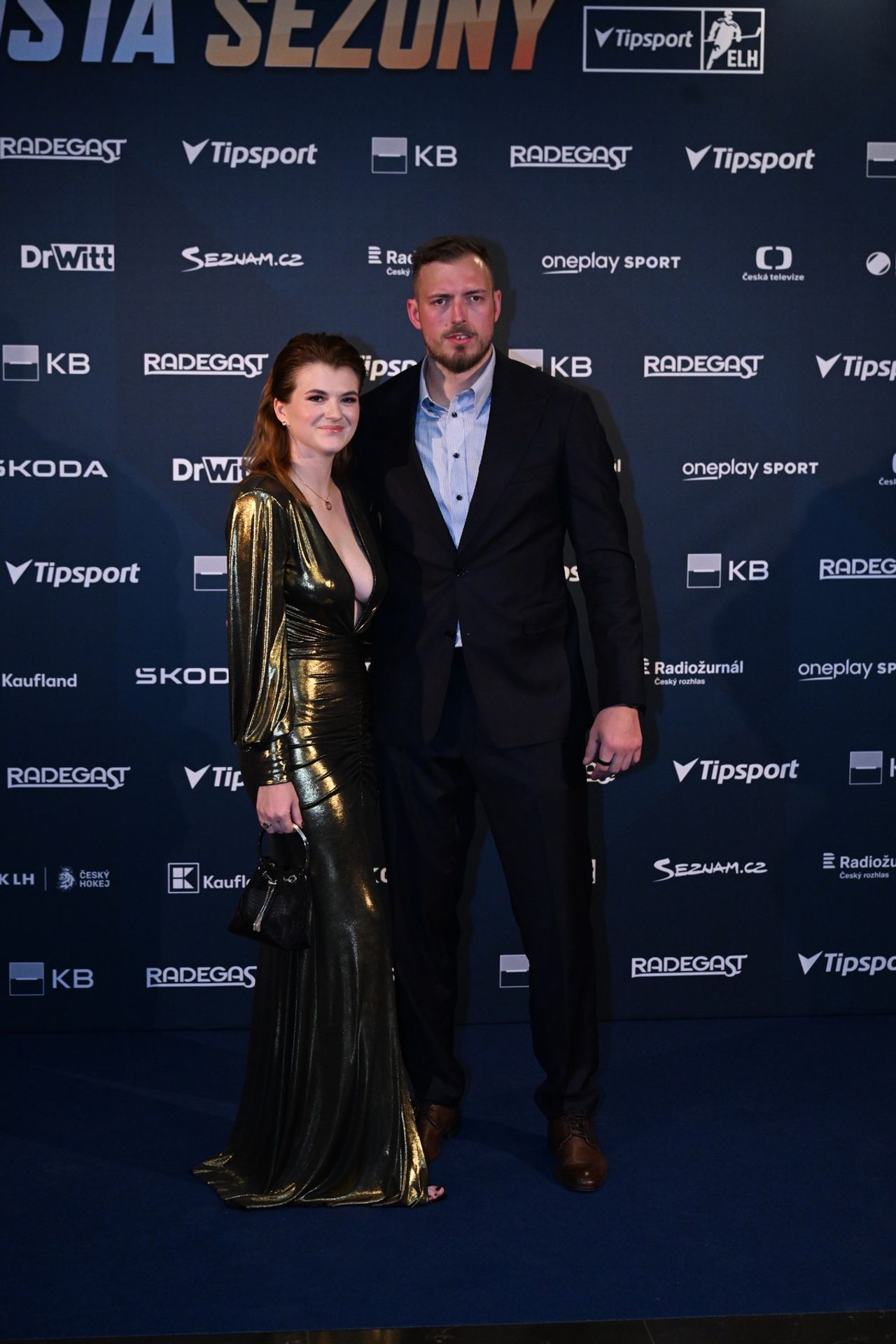 Richard Nedomlel s partnerkou - Hokejista sezóny v Tipsport extralize 2025 (10/11)