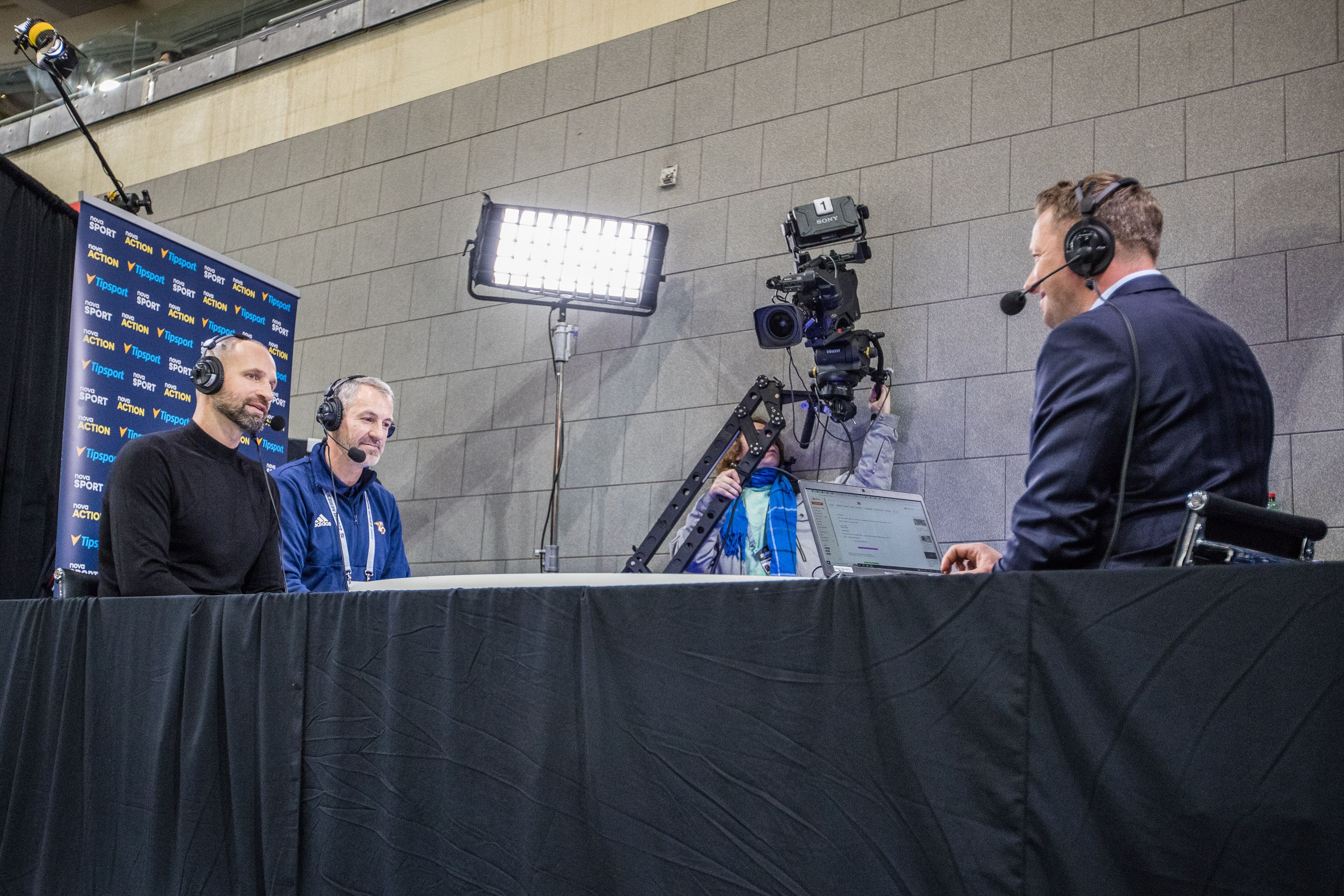 Zákulisí vysílání NHL na Nova Sport - Zákulisí vysílání NHL na Nova Sport (2/18)