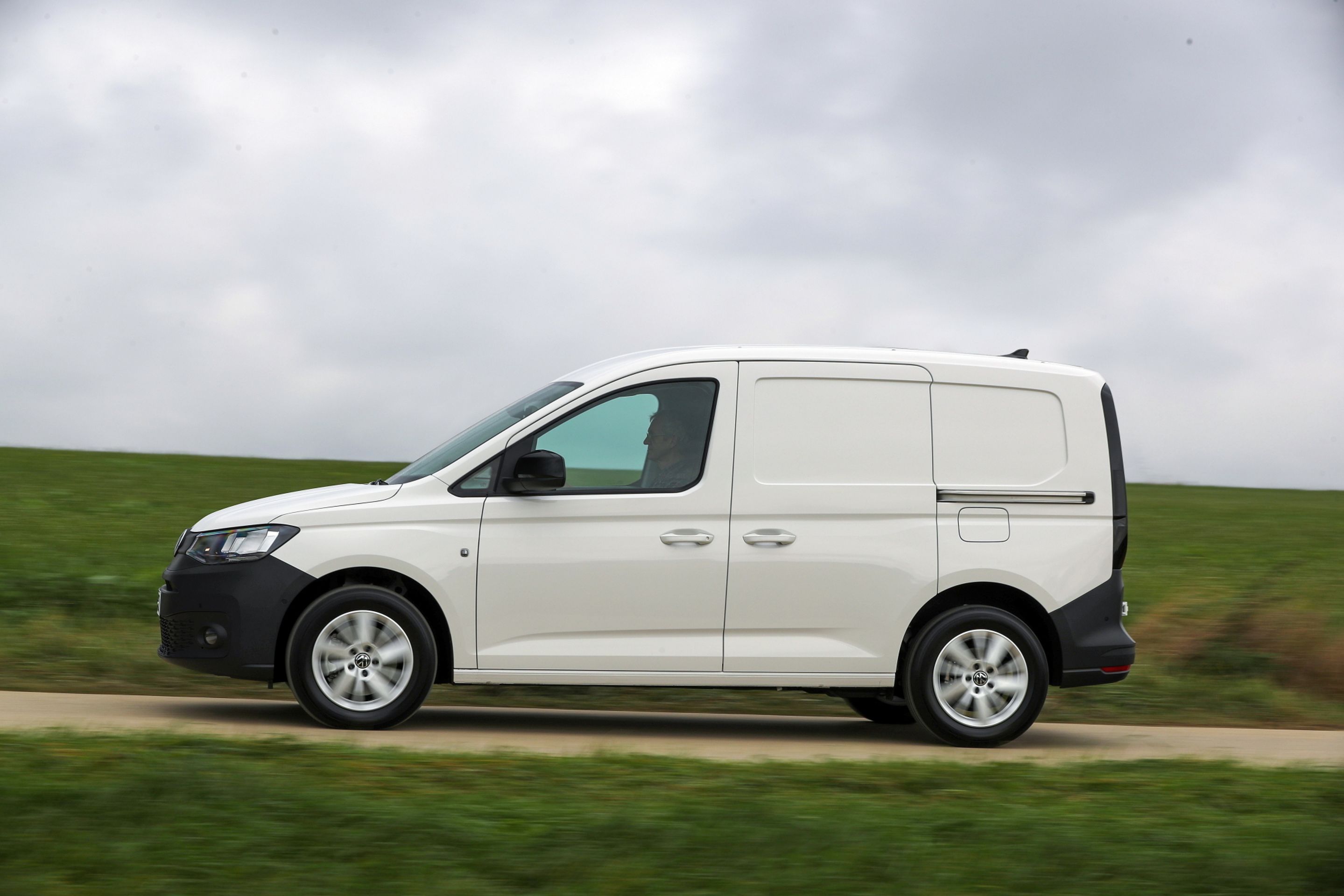 Volkswagen Caddy Cargo - 13 - Fotogalerie: Nový Caddy jako dříč, obytňák i auto pro rodinu (35/43)
