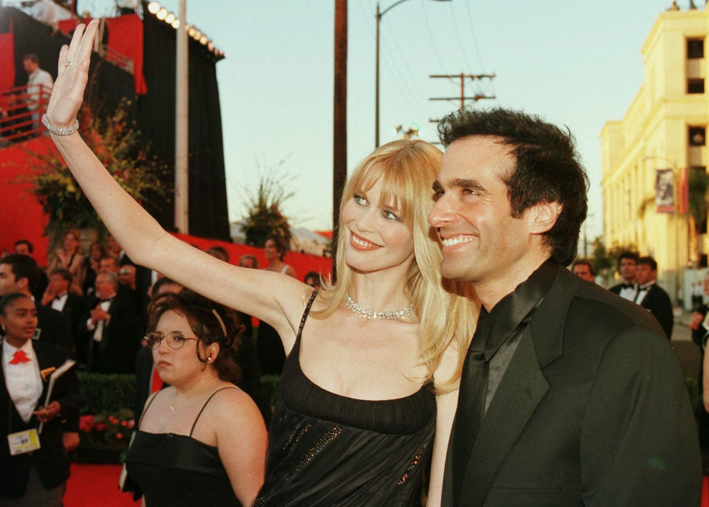 David Copperfield a Claudia Schifferová, 23. 3. 1998 Los Angeles - David Copperfield (3/5)