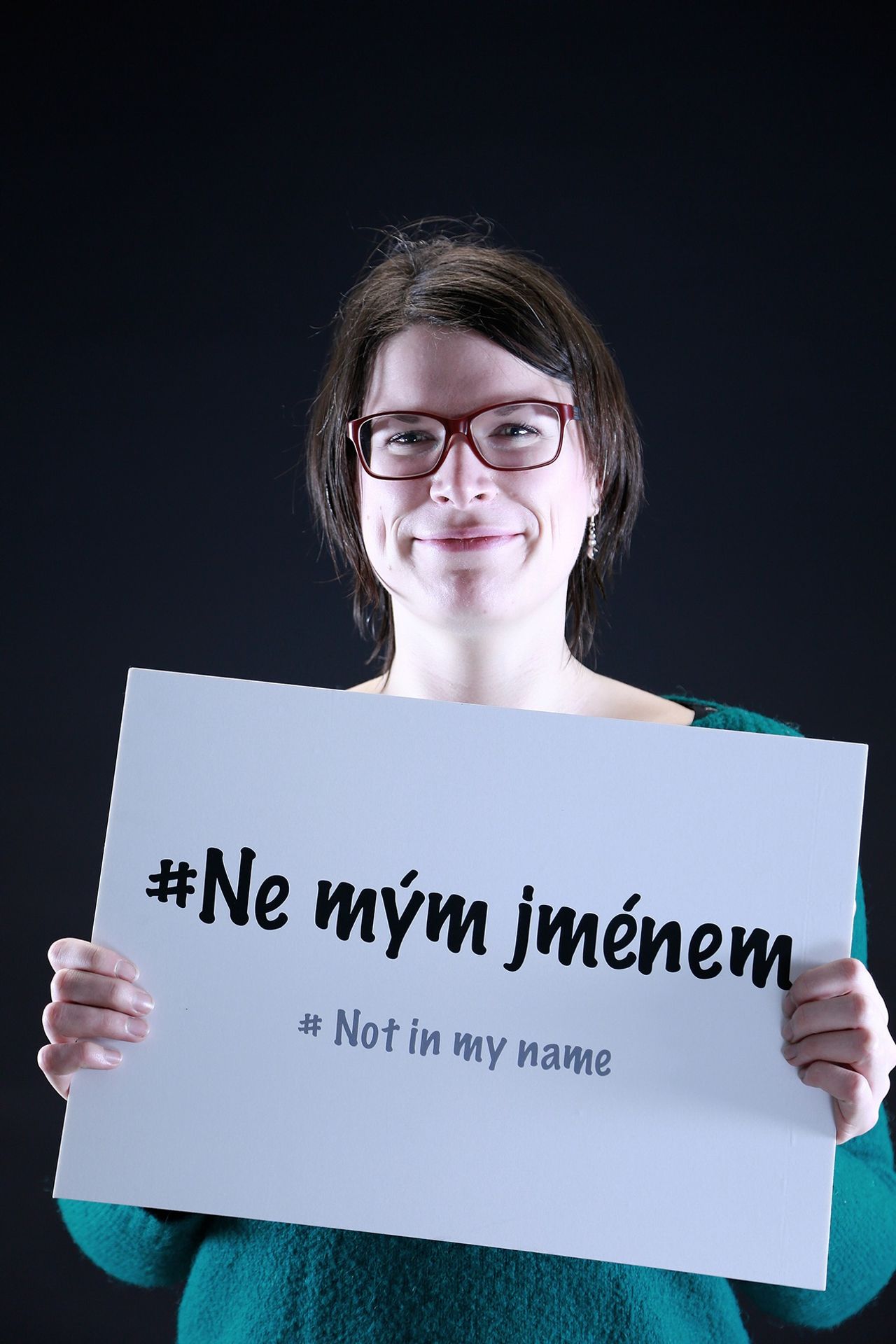 Ne mým jménem - 19 - GALERIE: Ne mým jménem (19/25)