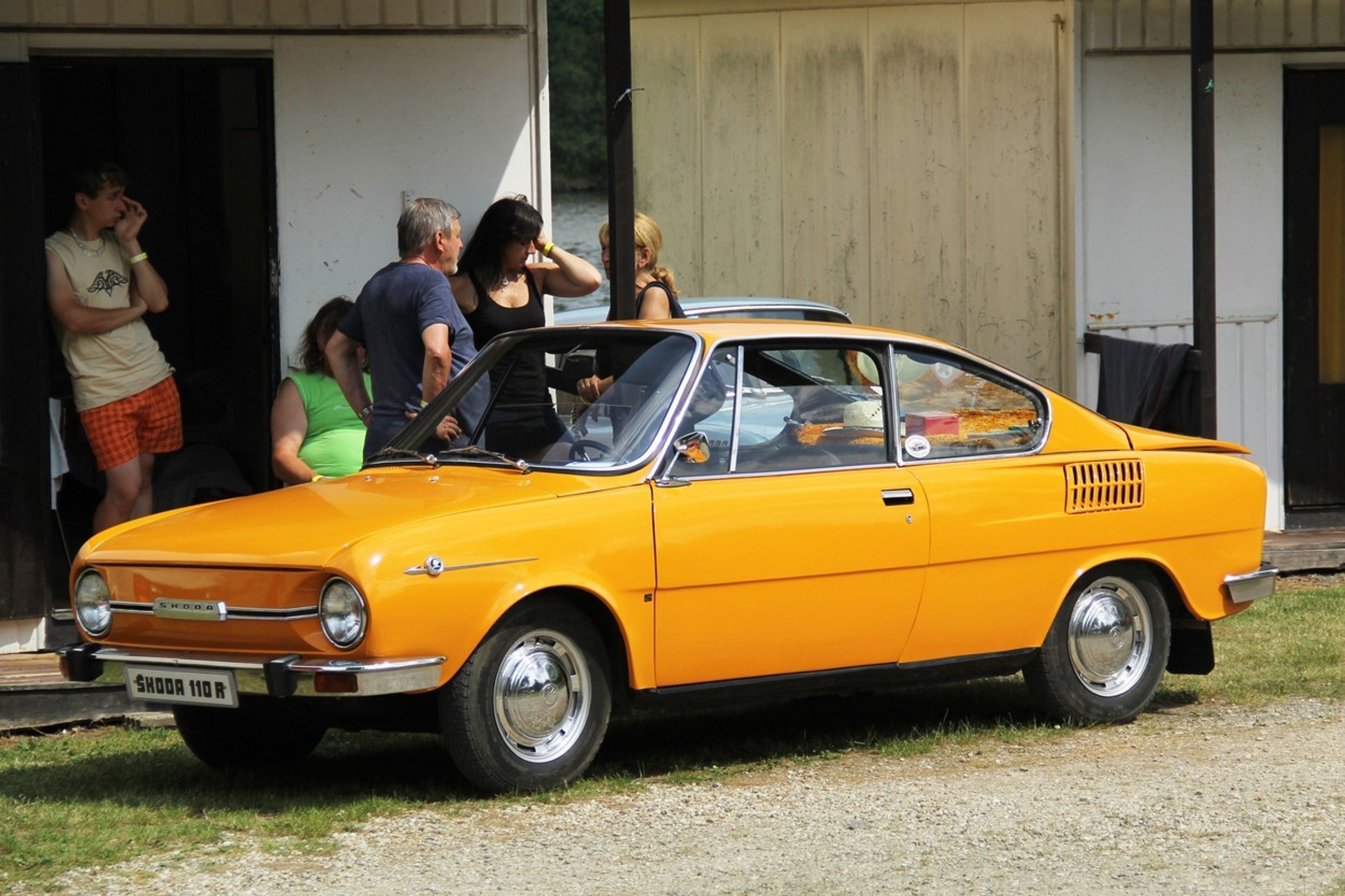 Auta z Mototechny - 2 - GALERIE: Retro auta (2/12)