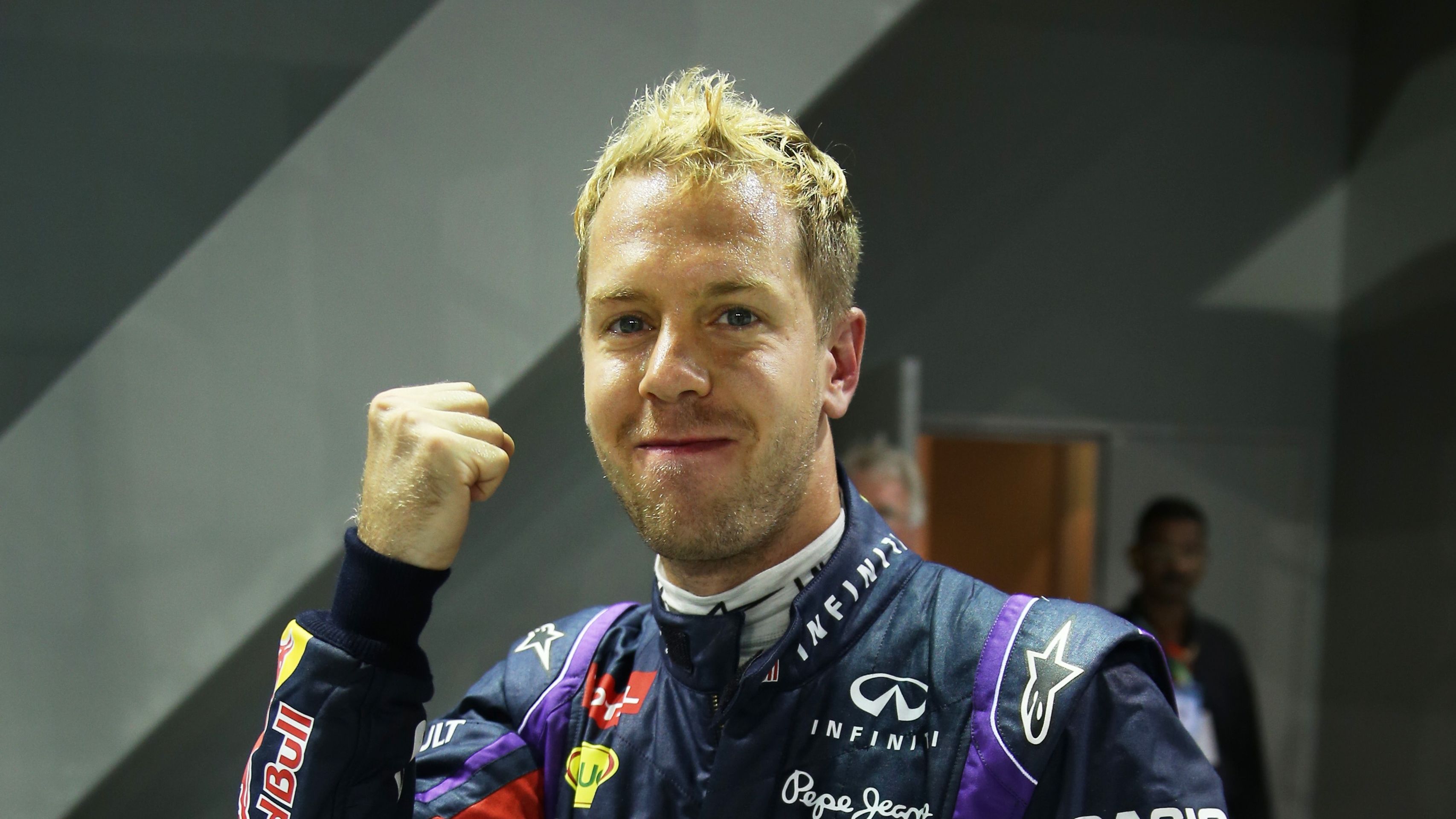 Sebastian Vettel - Vettel vyhrál kvalifikaci v Singapuru (9/10)