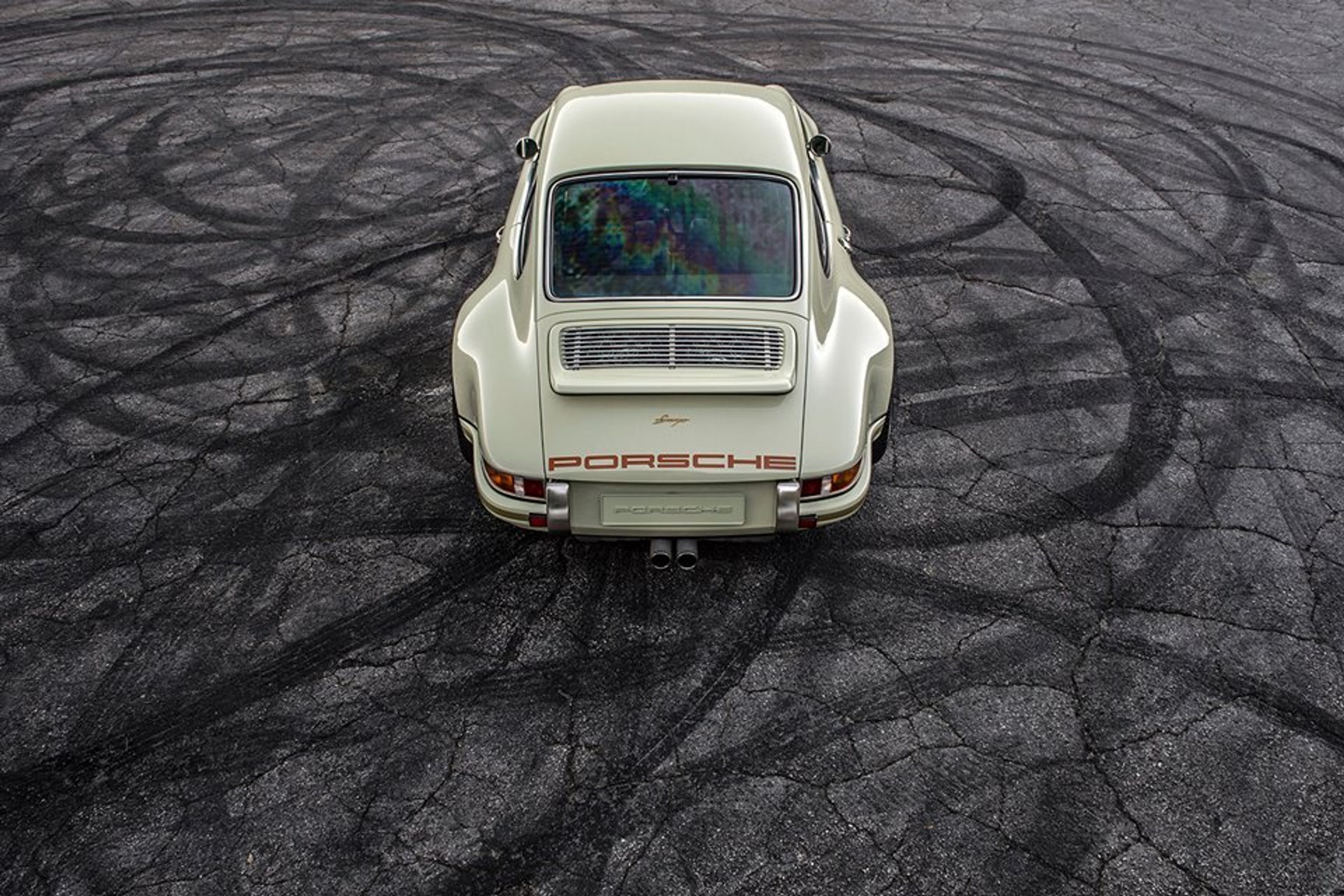 singer - 68 | Galerie: GALERIE: Singer 911 | TN.cz