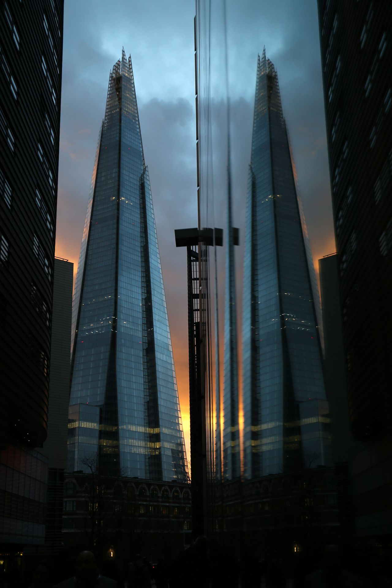 The Shard - 3 - The Shard (1/5)