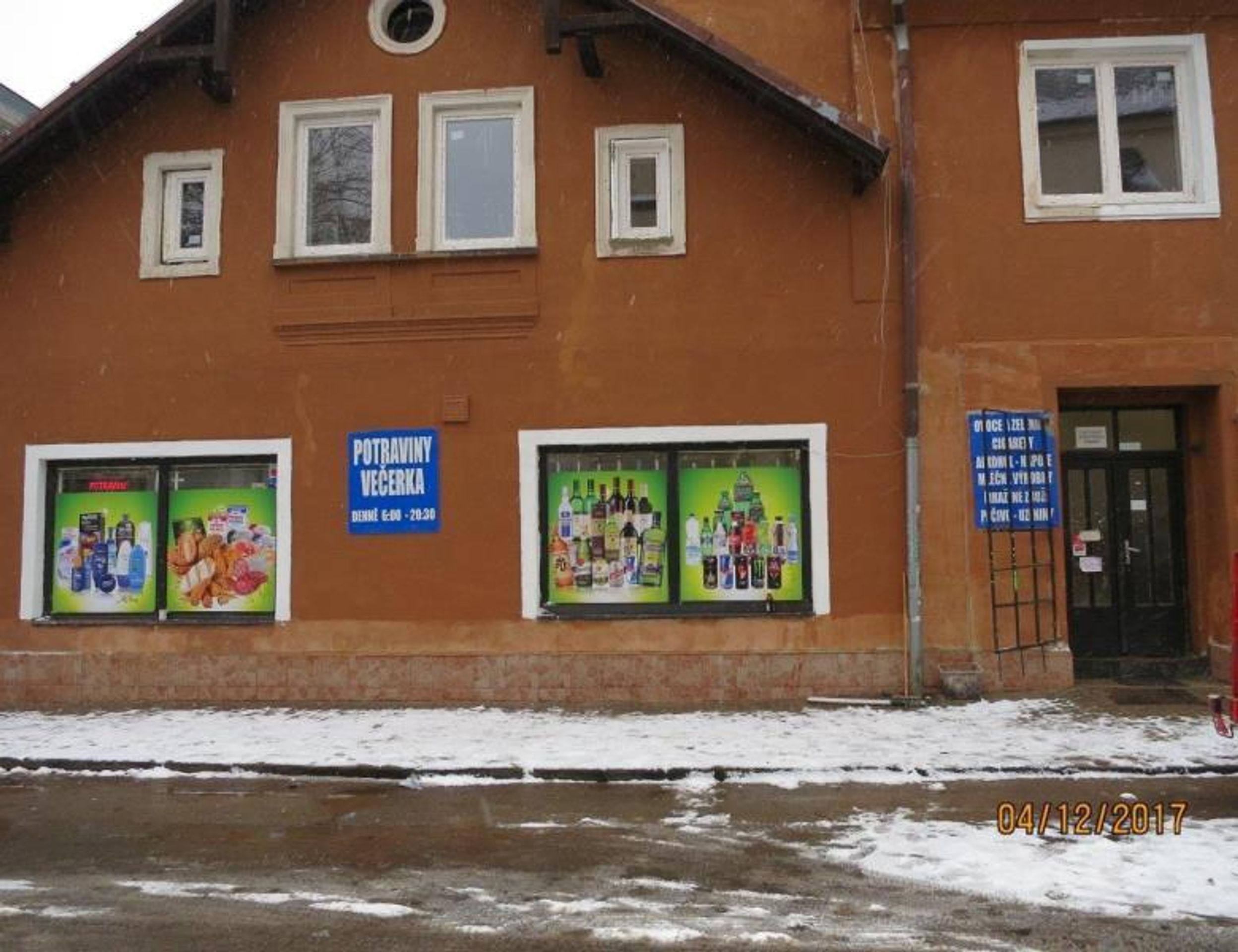 Uzavřené provozovny - Thi Khanh Hoang, Večerka, Trutnov - GALERIE: Výběr z uzavřených provozoven (17/28)