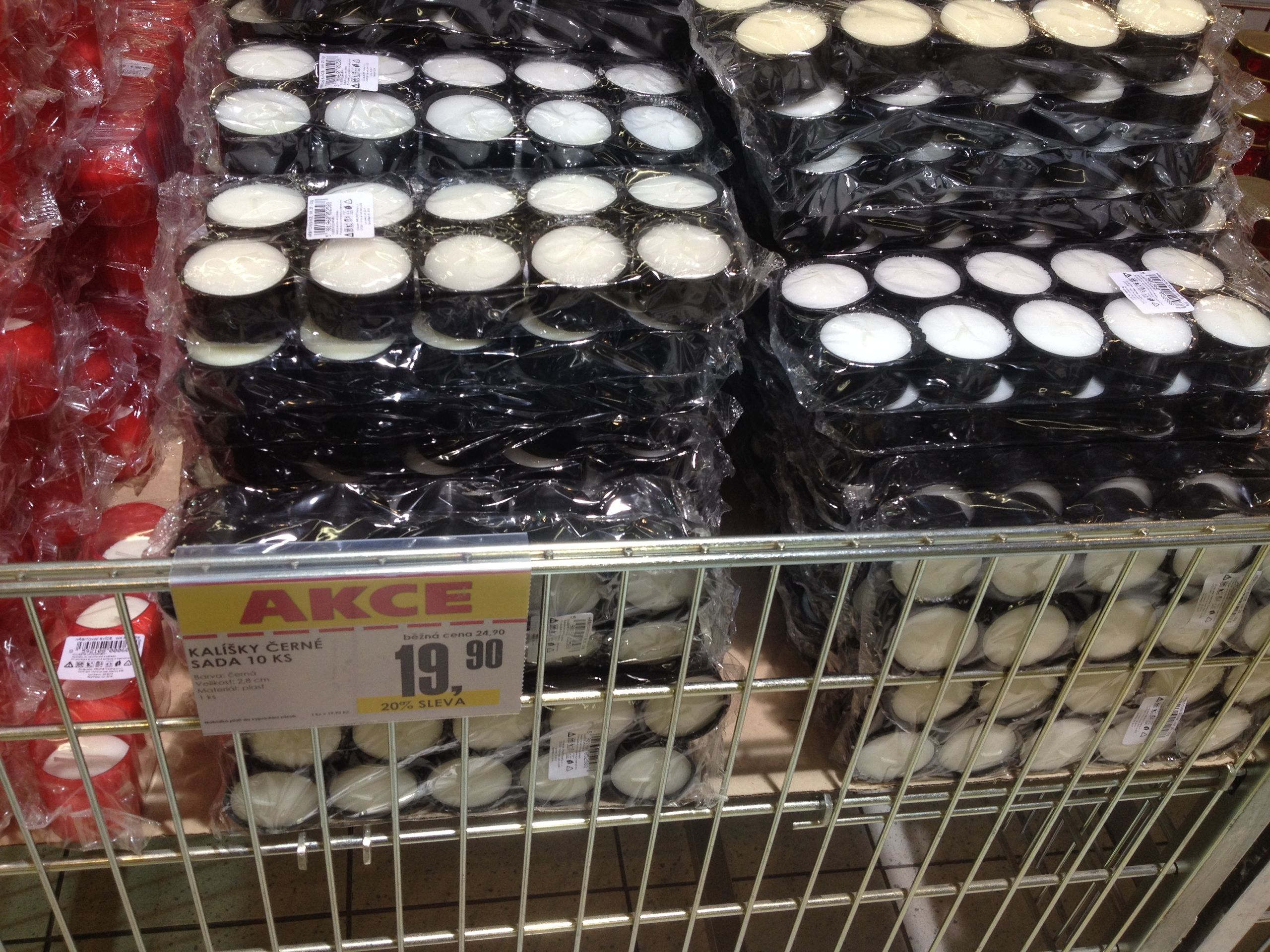 Čajové svíčky v kalíšku - Interspar Praha Zličín - GALERIE: Přehled cen svíček v kalíšku (3/7)