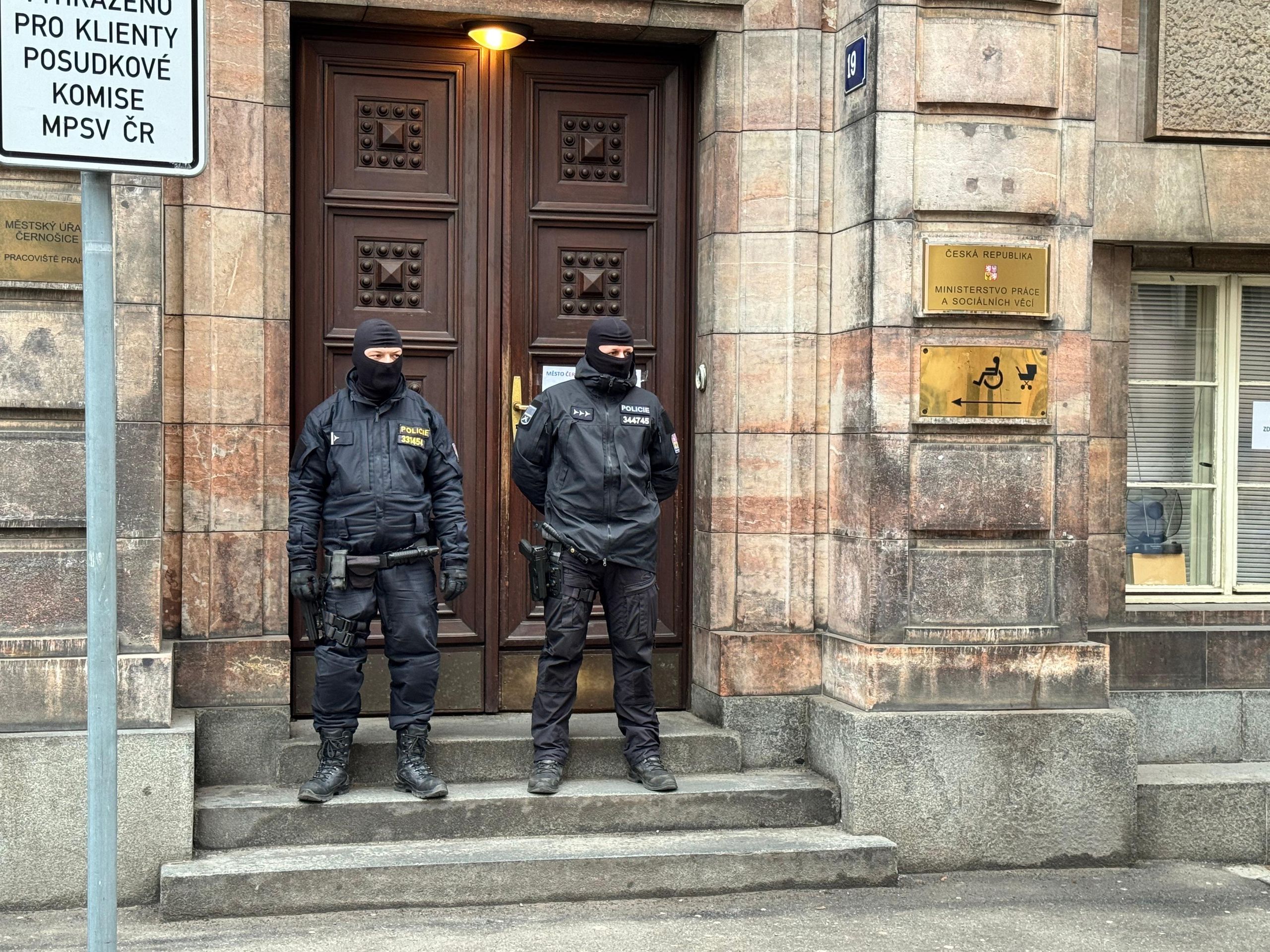 Zásah v budově Městského úřadu Černošice - Zásah v budově Městského úřadu Černošice (8/8)