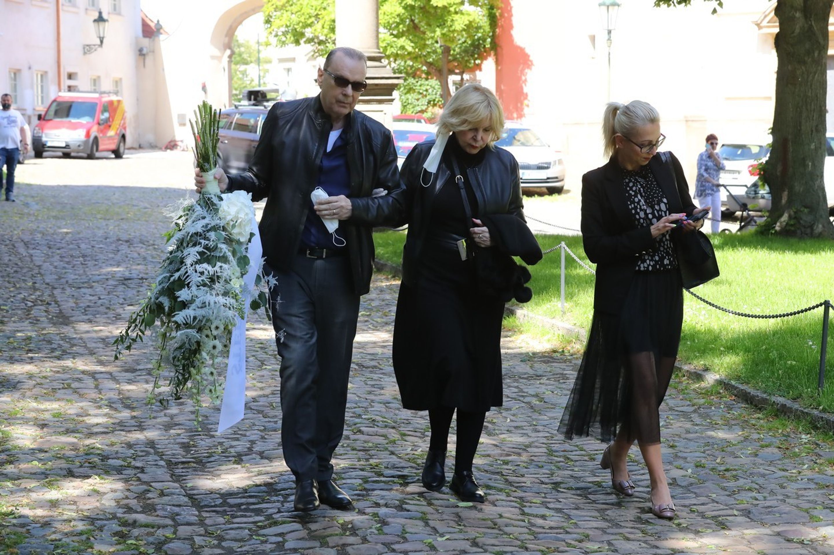 Mše za Evu Pilarovou - Hana Zagorová a Štefan Margita - GALERIE: Mše za Evu Pilarovou (3/19)